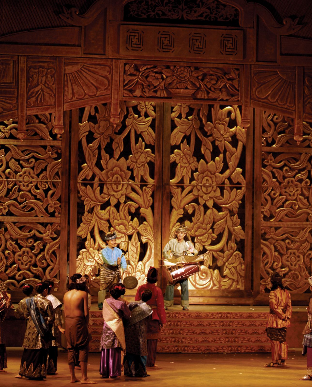 Hand-carved panels designed and built by Raja Malek to represent the Malacca Palace doors for the ‘Puteri Gunung Ledang’ musical