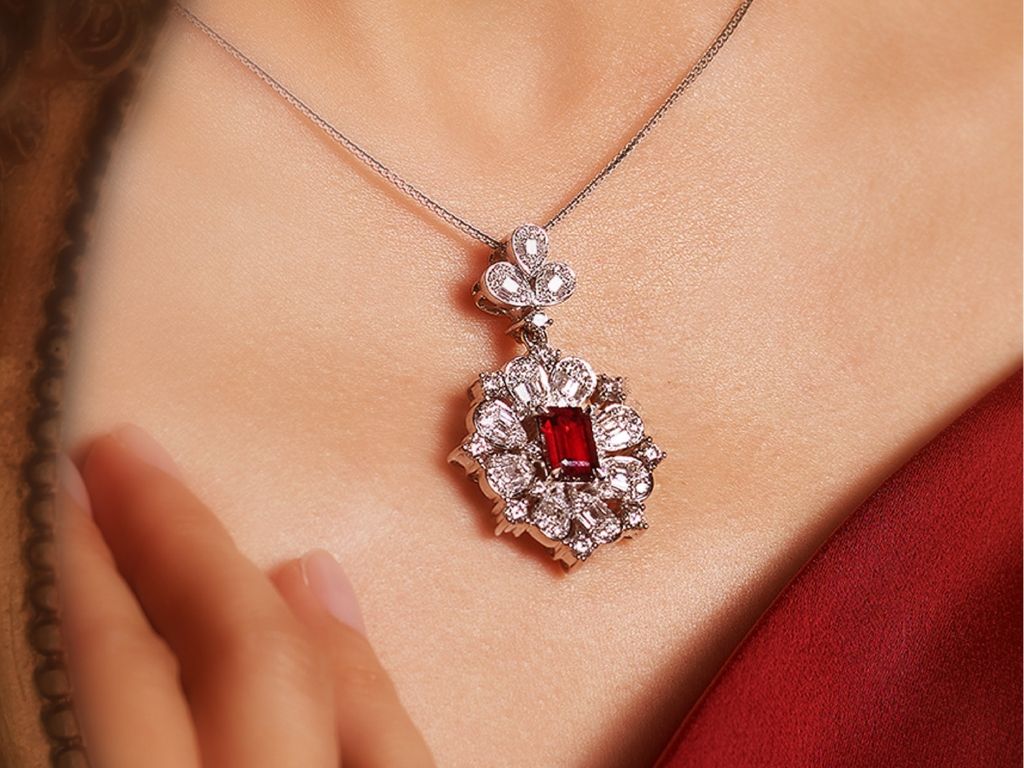 Le Lumiere’s Royal ‘Crimson Crown’ diamond ruby pendant