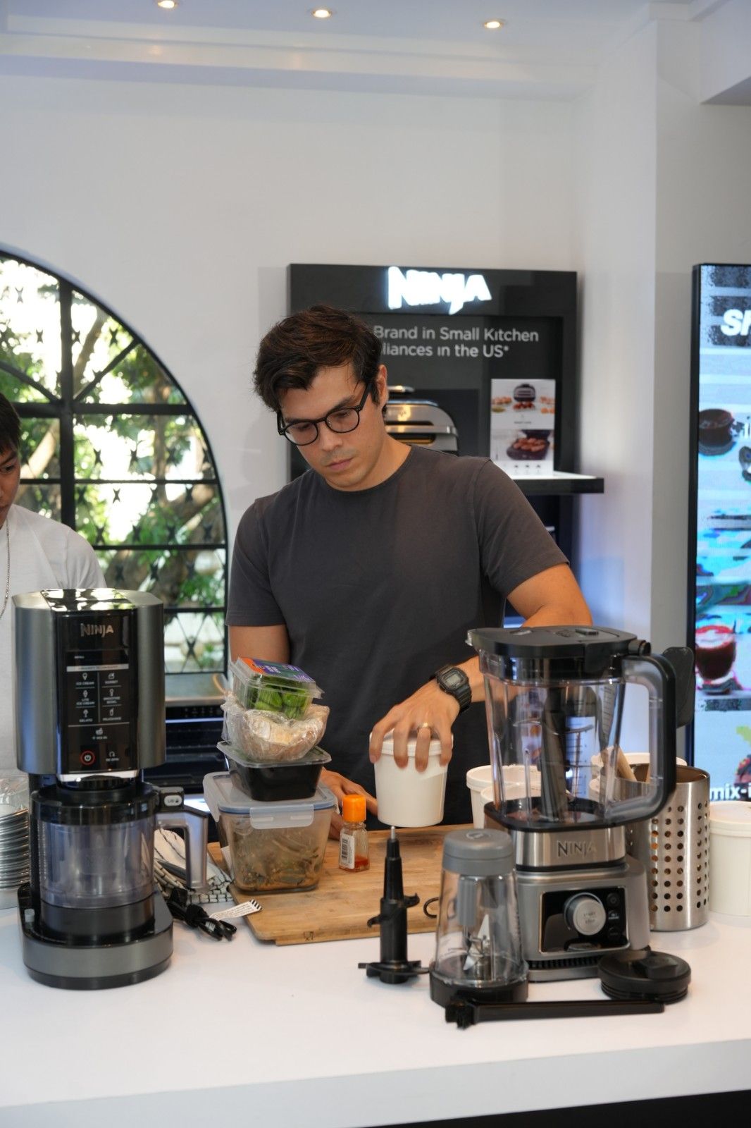 Erwan Heussaff demonstrating SharkNinja CREAMi (Photo: SharkNinja)