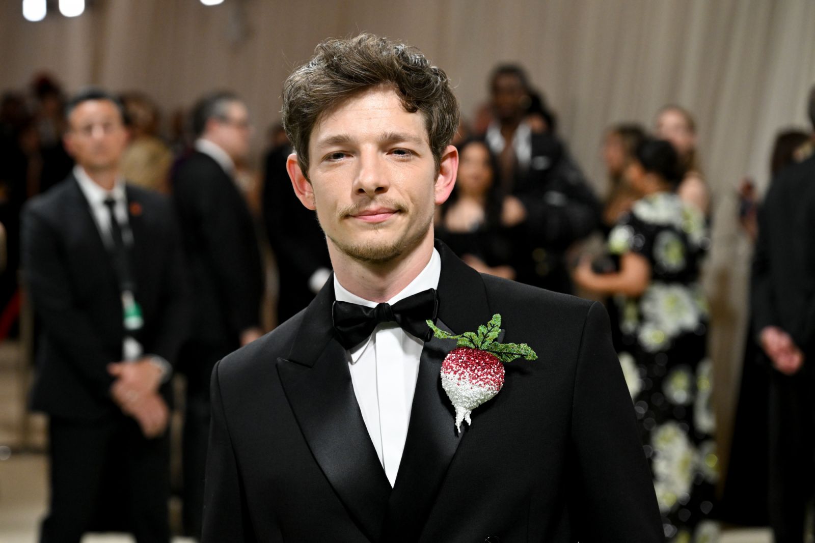 Mike Faist wearing jewels by JAR (Photo: courtesy of Gilbert Flores/Variety via Getty Images)