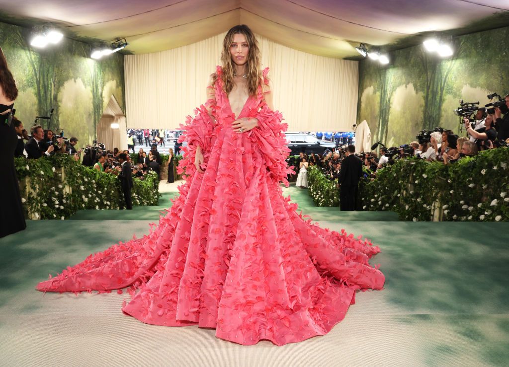 Jessica Biel atThe 2024 Met Gala (Photo: Getty Images)