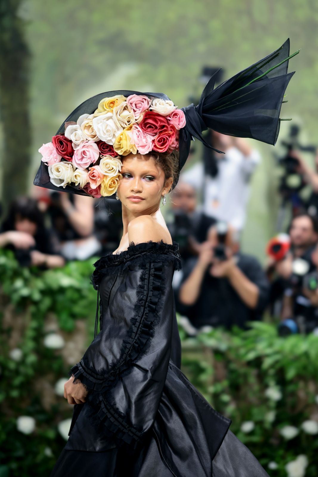 NEW YORK, NEW YORK - MAY 06: Zendaya attends The 2024 Met Gala Celebrating "Sleeping Beauties: Reawakening Fashion" at The Metropolitan Museum of Art on May 06, 2024 in New York City. (Photo by Dimitrios Kambouris/Getty Images for The Met Museum/Vogue)