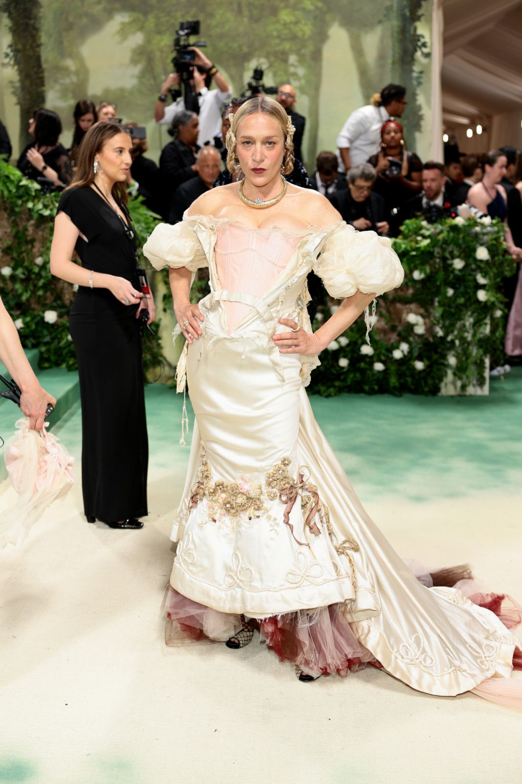 NEW YORK, NEW YORK - MAY 06: Chloë Sevigny attends The 2024 Met Gala Celebrating "Sleeping Beauties: Reawakening Fashion" at The Metropolitan Museum of Art on May 06, 2024 in New York City. (Photo by Dimitrios Kambouris/Getty Images for The Met Museum/Vogue)