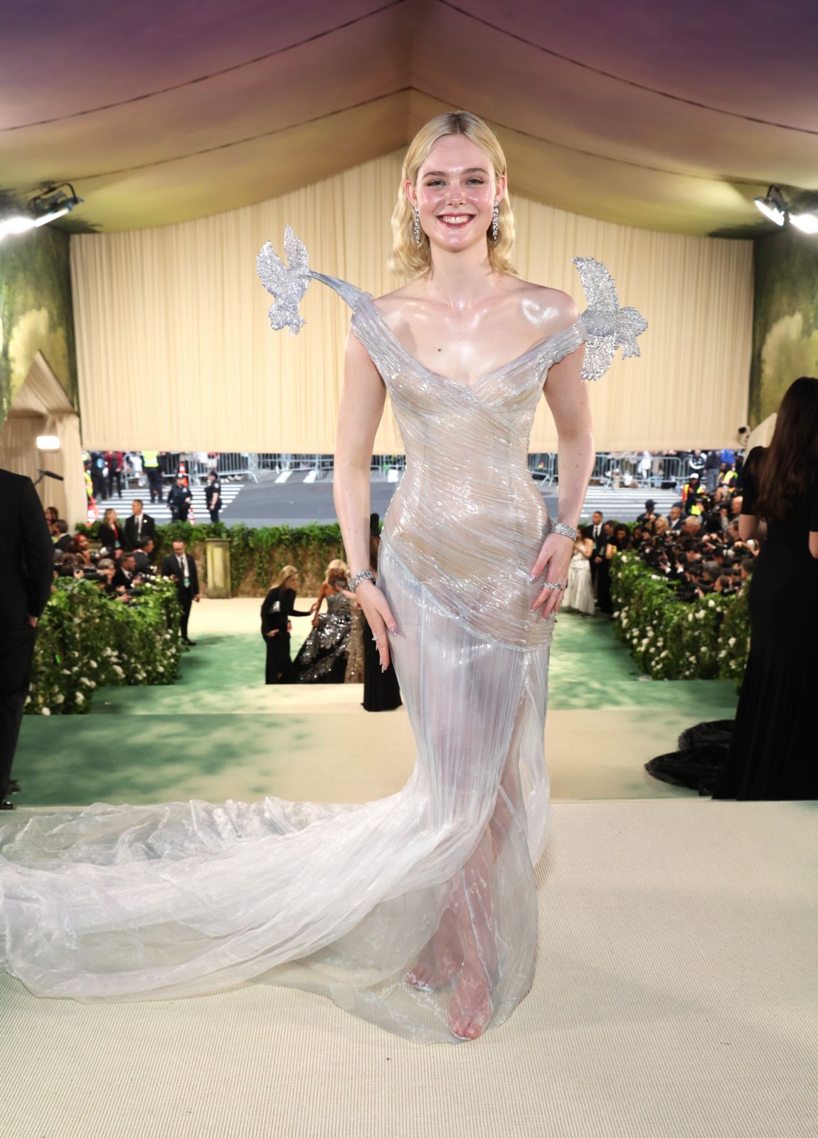 NEW YORK, NEW YORK - MAY 06: Elle Fanning â¯attends The 2024 Met Gala Celebrating "Sleeping Beauties: Reawakening Fashion" at The Metropolitan Museum of Art on May 06, 2024 in New York City. (Photo by Kevin Mazur/MG24/Getty Images for The Met Museum/Vogue)