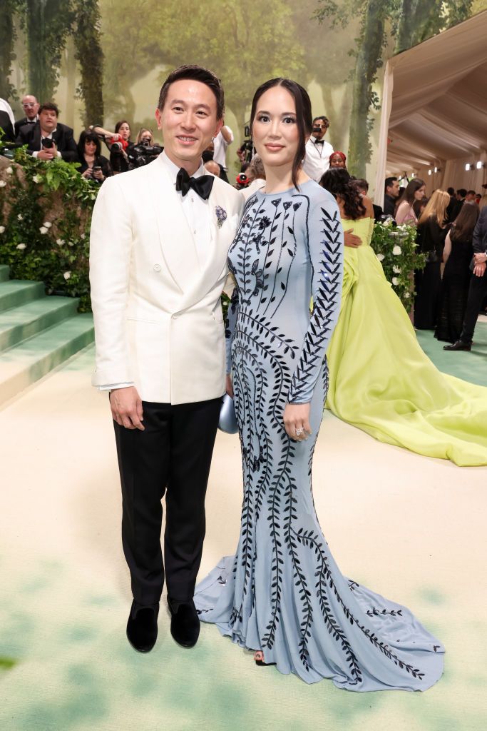 NEW YORK, NEW YORK - MAY 06: (L-R) Shou Zi Chew and Vivian Kao attend The 2024 Met Gala Celebrating "Sleeping Beauties: Reawakening Fashion" at The Metropolitan Museum of Art on May 06, 2024 in New York City. (Photo by John Shearer/WireImage)