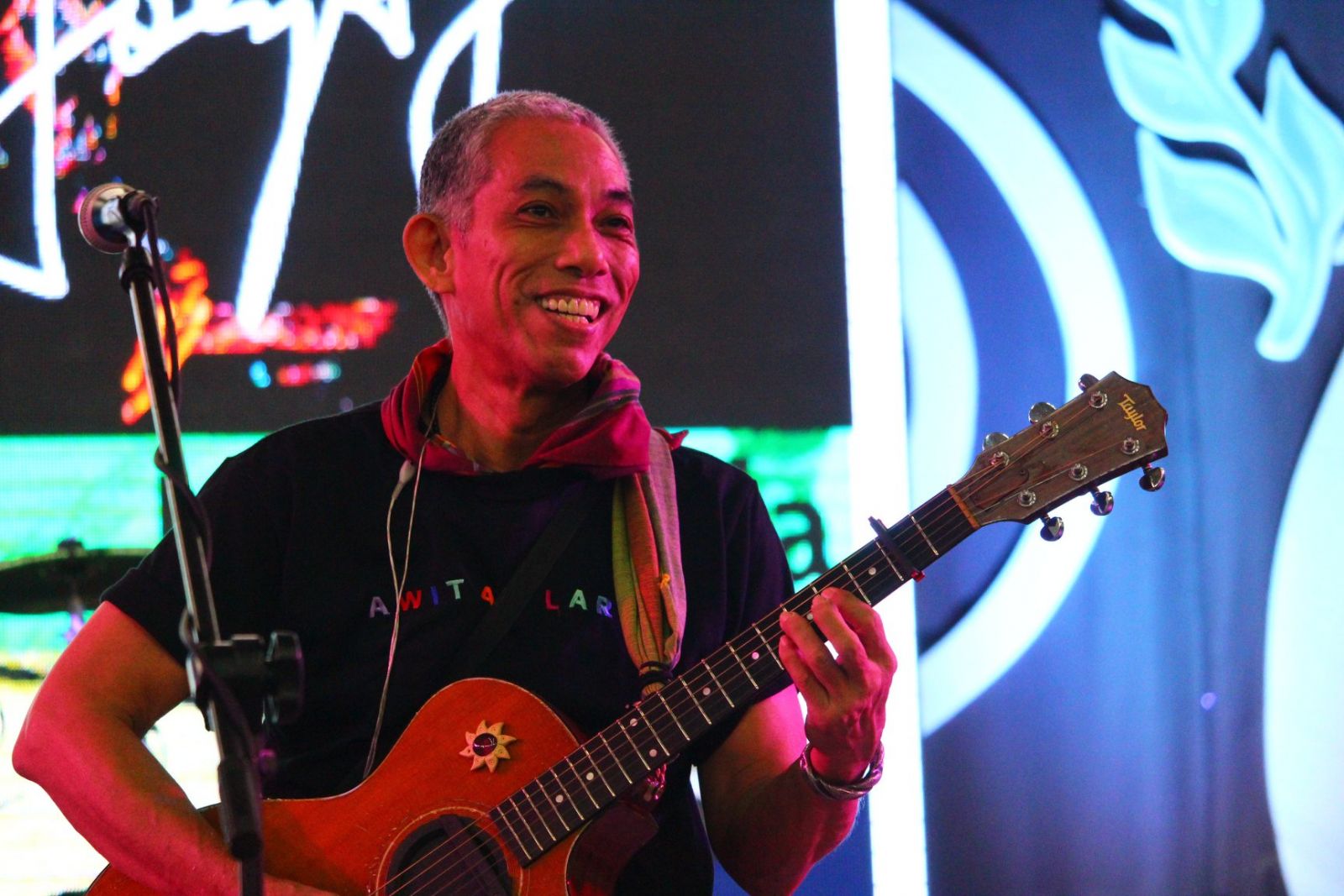 Joey Ayala