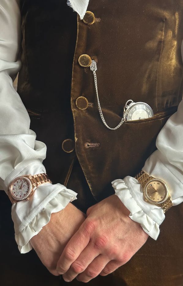 Barry Keoghan ในชุดจาก Burberry และนาฬิกา Omega ที่งาน Met Gala 2024 (ภาพ: Getty Images)