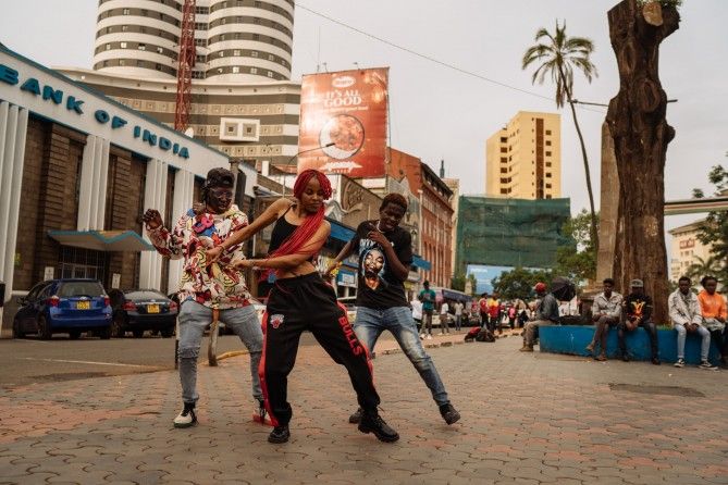 Young Kenyans making a dance video in downtown Nairobi. (Courtesy of Hannah Reyes Morales/The Washington Post/Pulitzer)