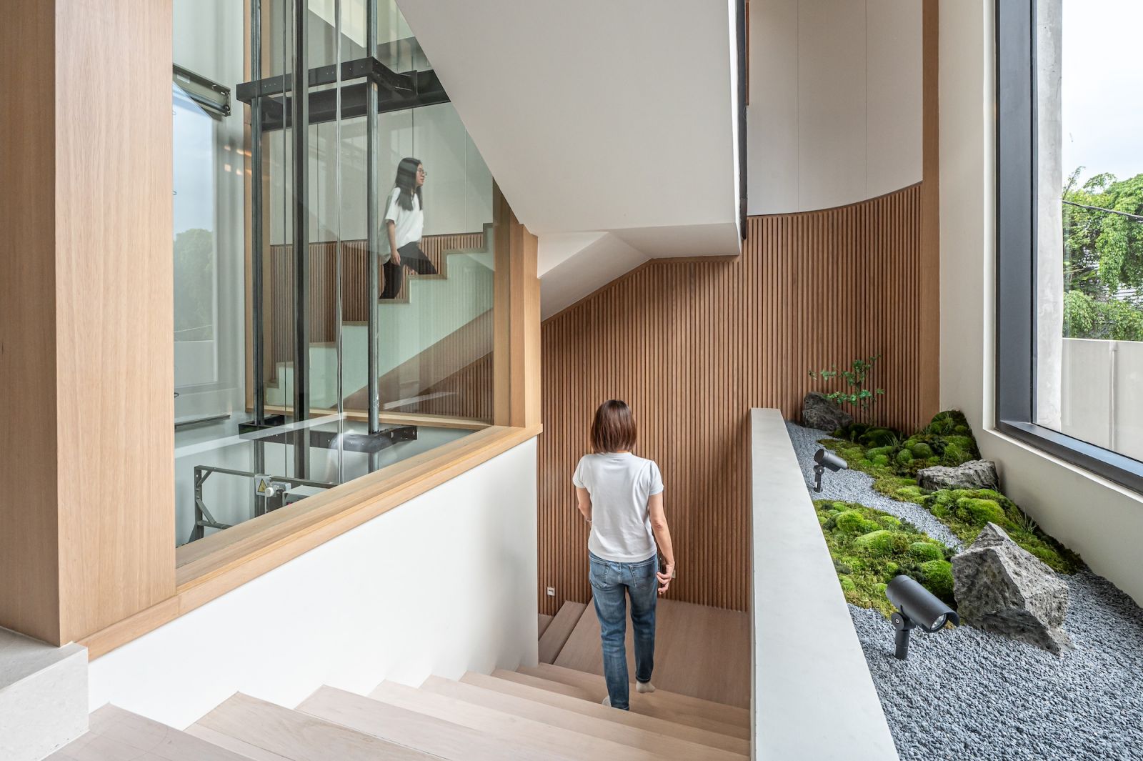 Volumetric play within the 3 storey home ensures that family members remain in constant visual and audial contact