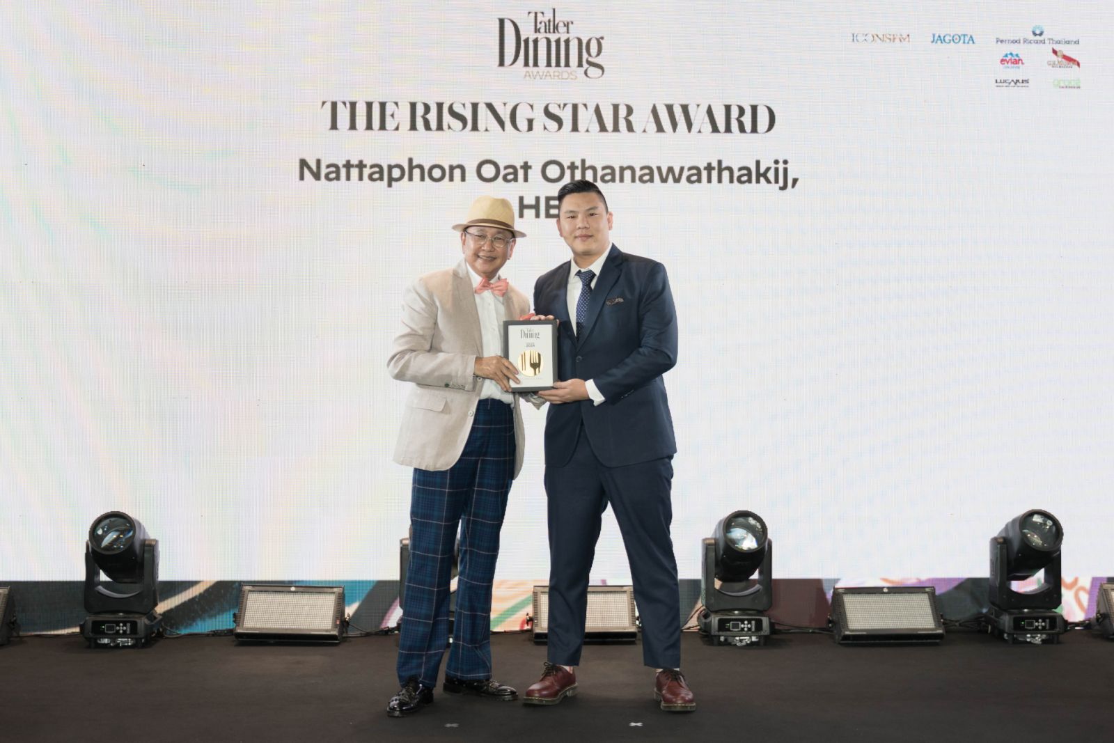The Rising Star Award "Heh"