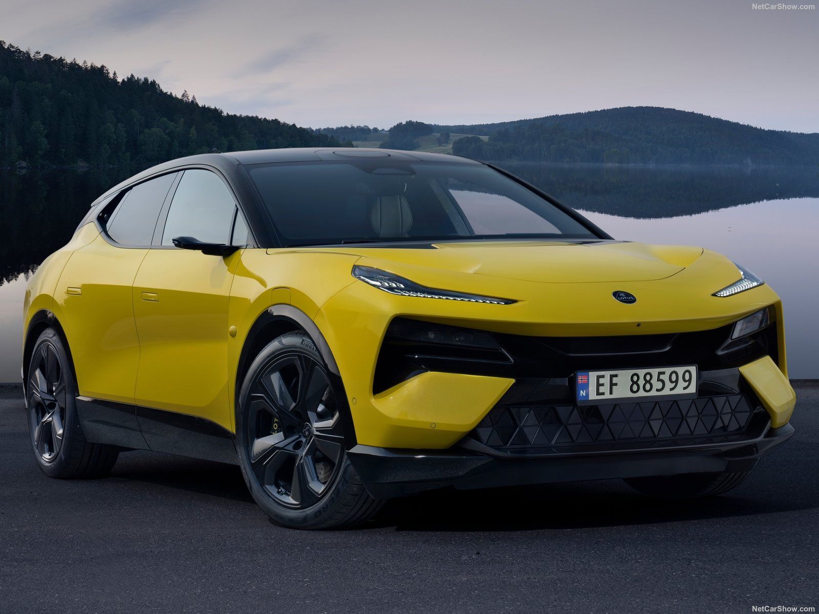 Lotus Eletre R เอสยูวีพลังไฟฟ้าเร็วที่สุดในโลก