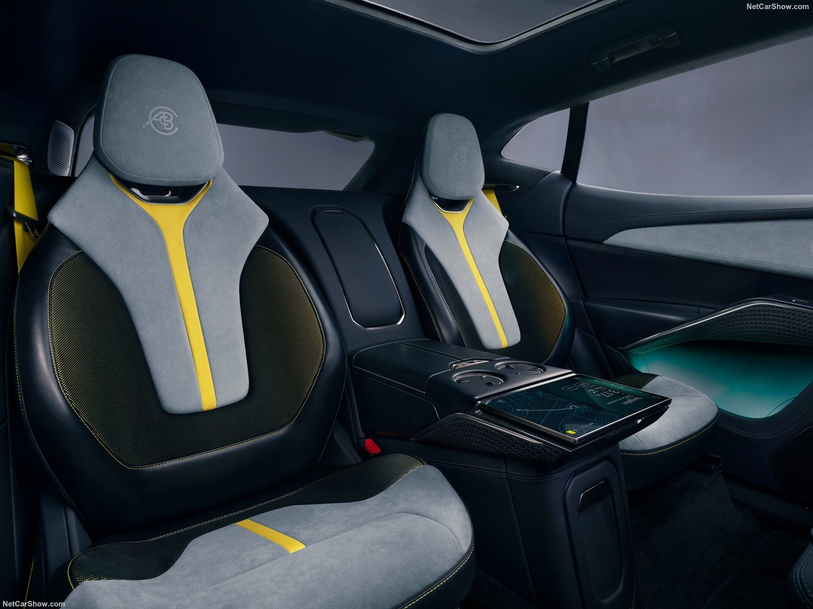 Lotus Eletre R เอสยูวีพลังไฟฟ้าเร็วที่สุดในโลก