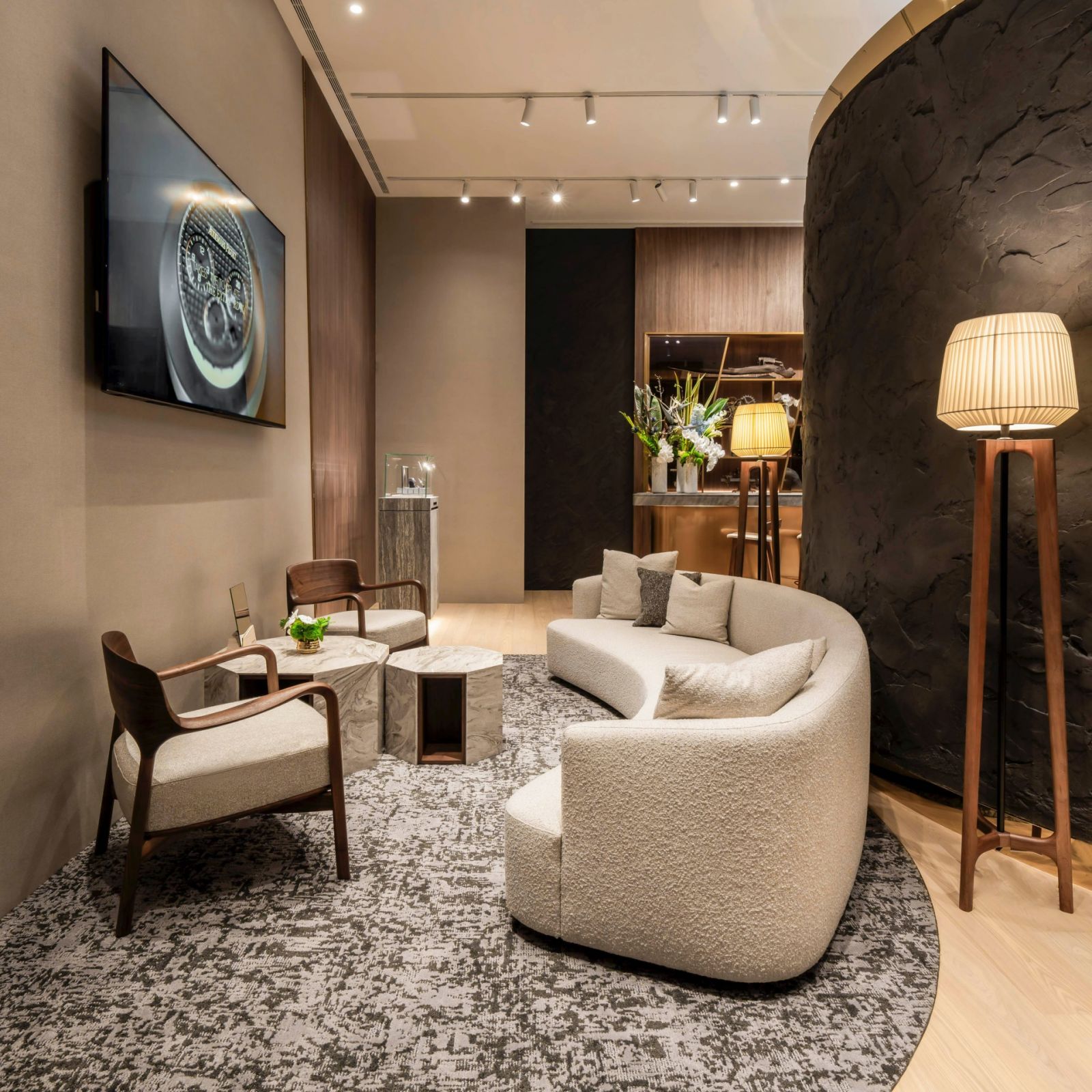 店內的擺設都巧妙的呼應愛彼的品牌精神。(Photo: Audemars Piguet)