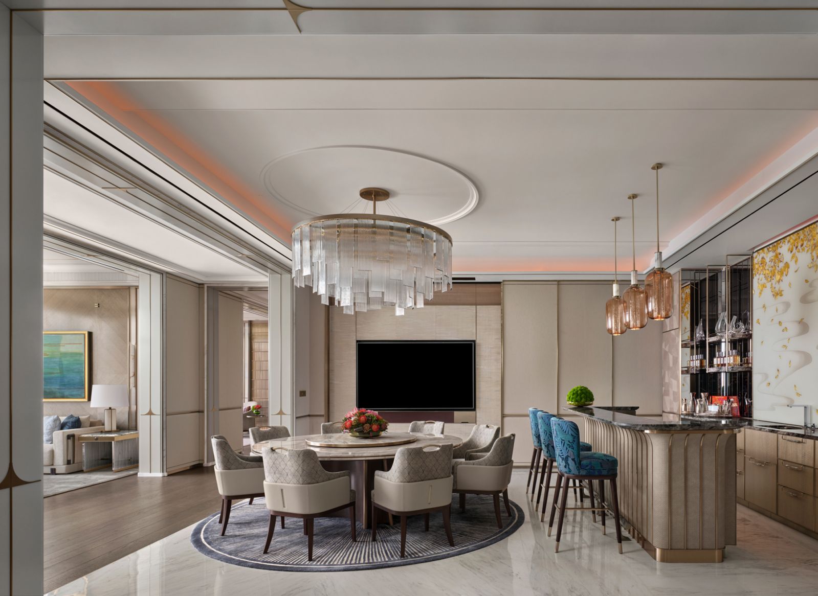 Chairman Suite - A magnificent suite with both views of the city and the sea
