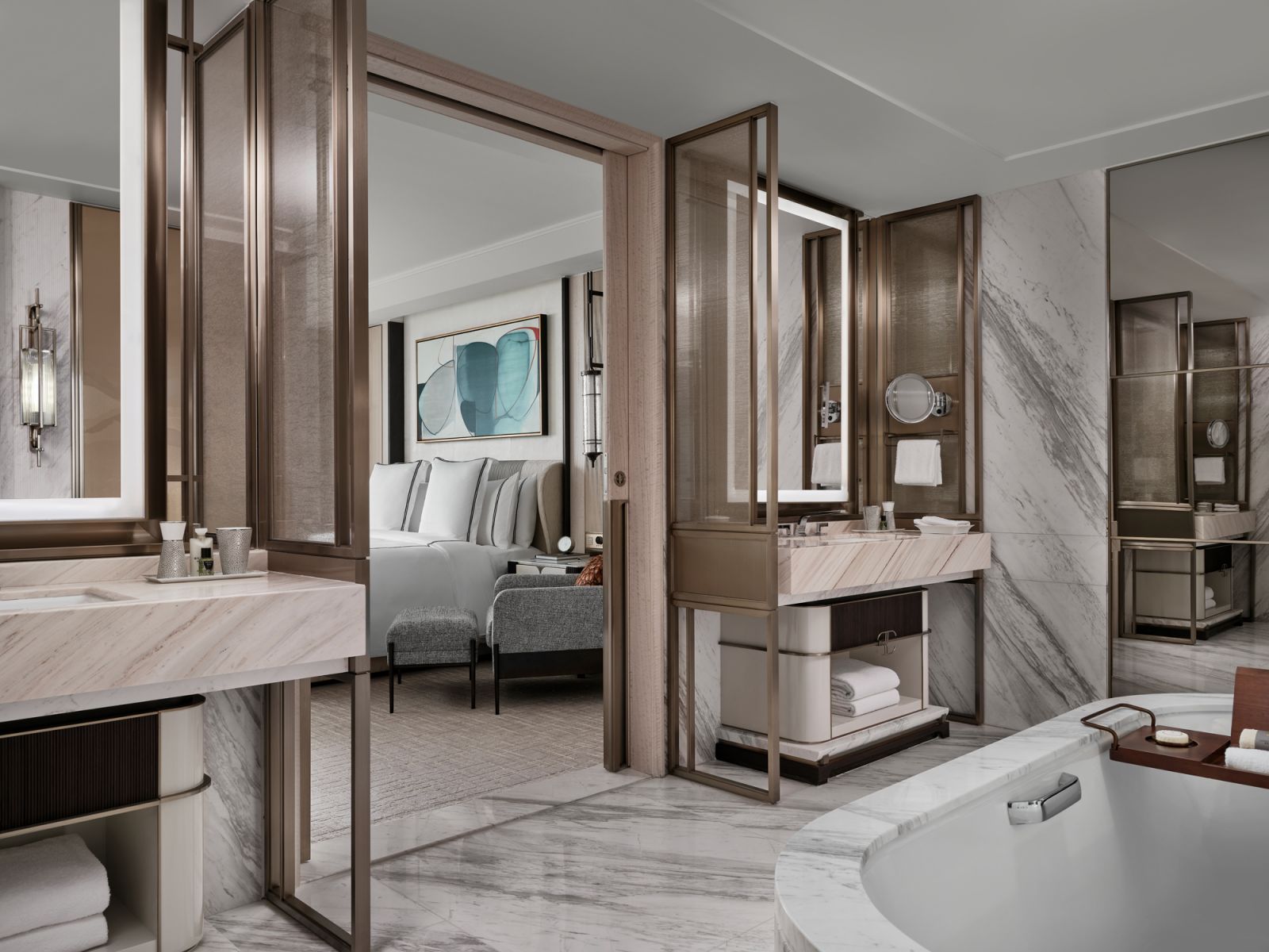 Tranquil bath experience