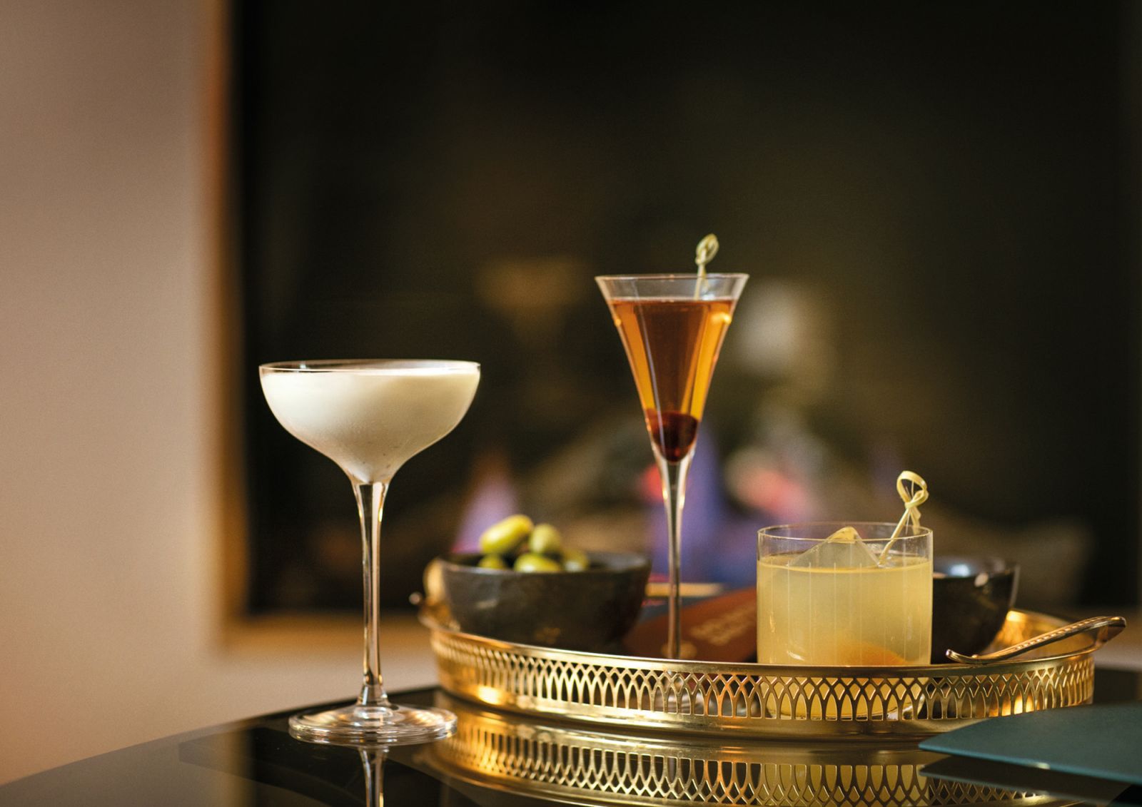 Cocktail hour at the Hotel Sanders bar, Tata
