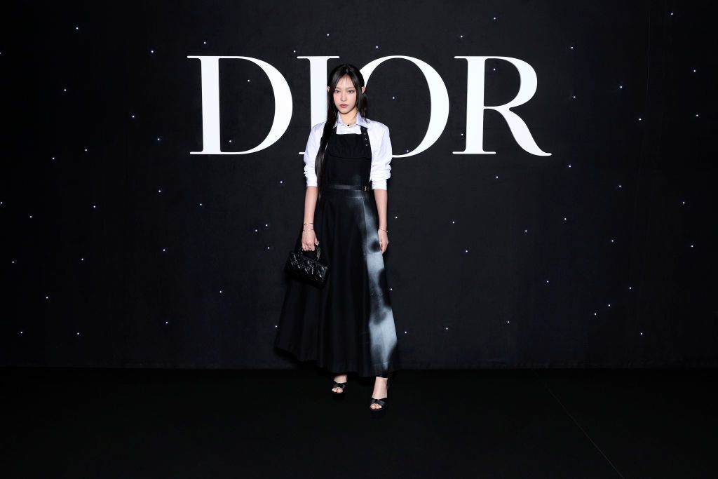 Kang Haerin attends the Dior Homme Menswear Fall/Winter 2024-2025 show as part of Paris Fashion Week on January 19, 2024 in Paris, France (Photo: Pascal Le Segretain / Getty Images for Dior Homme)