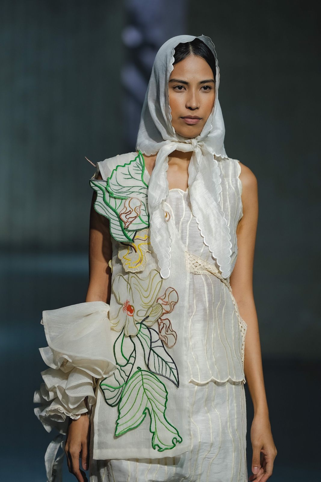 A bridal look from Sarenas's presentation at Bench Fashion Week (Photo: BIMPOMAN)