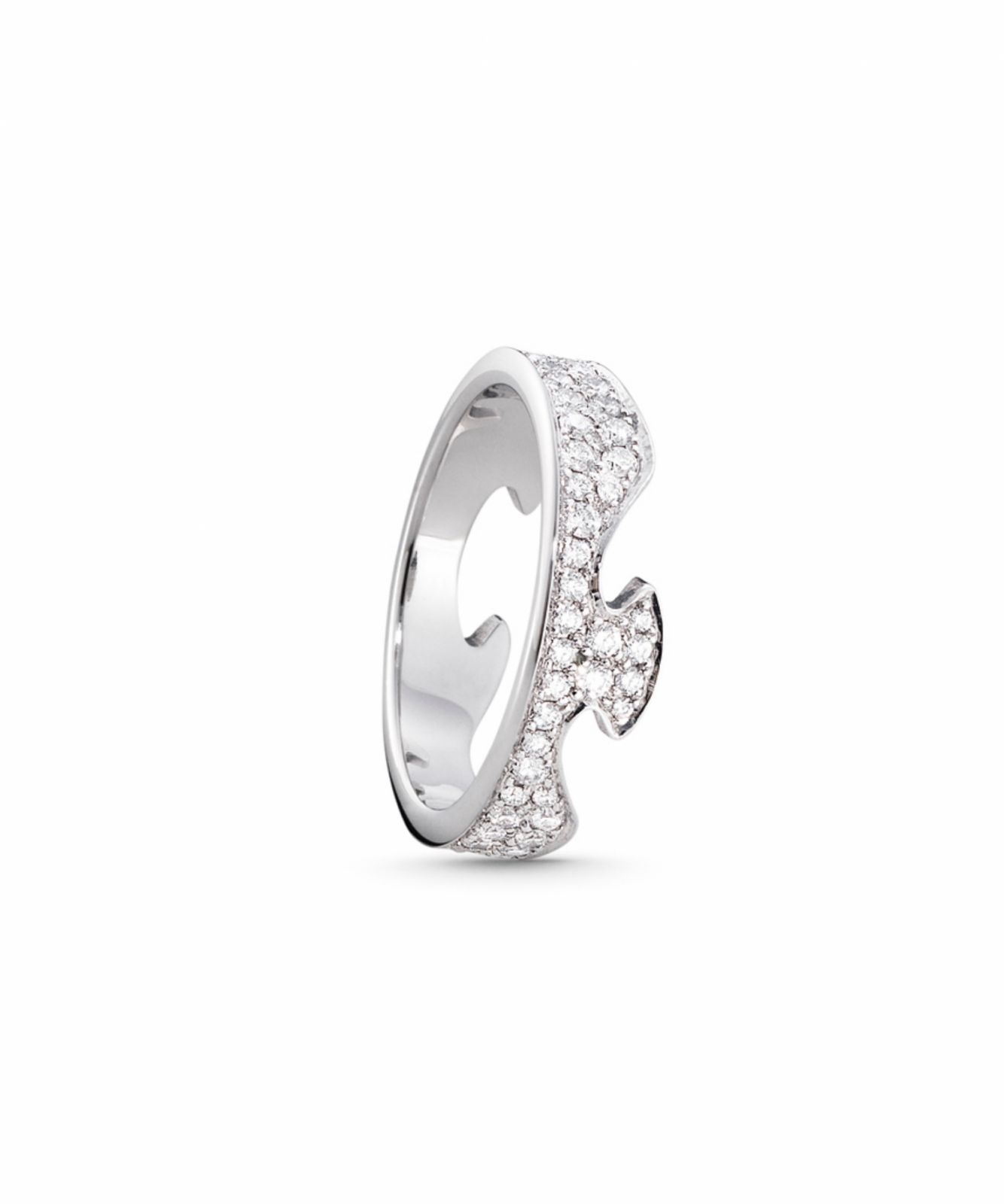 Fusion系列18K白金鑲鑽外圈戒指。（Photo: Georg Jensen）