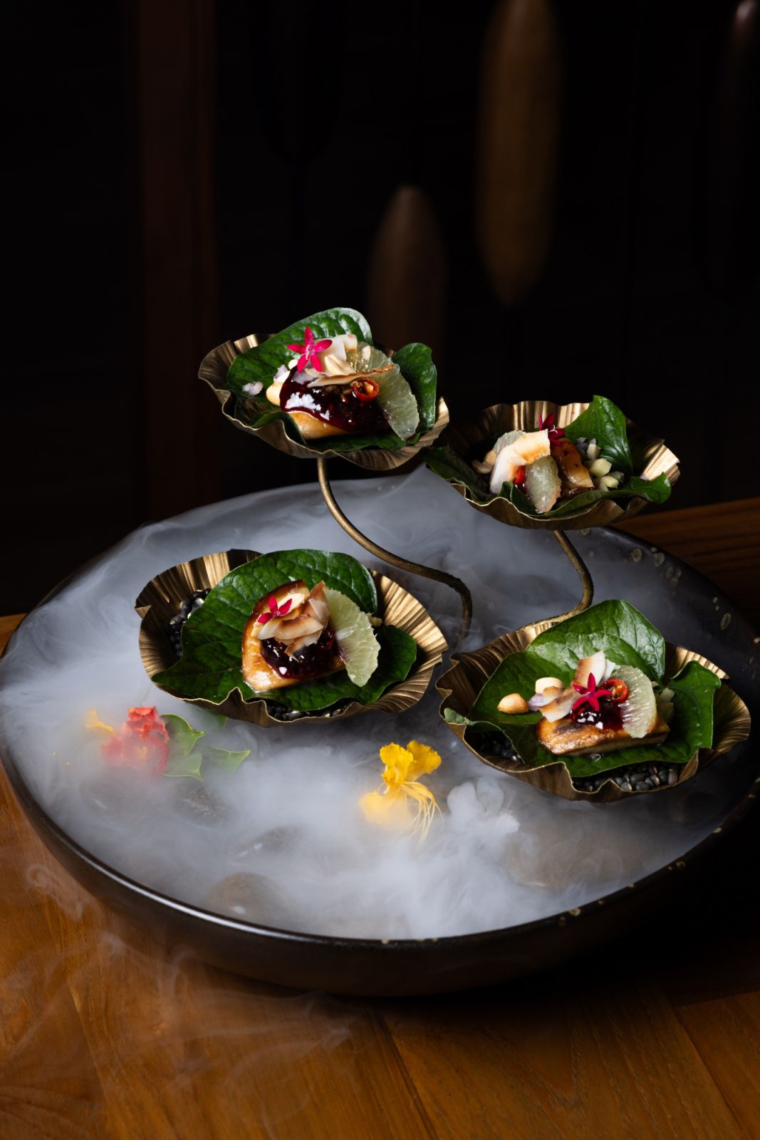 เมนูเมี่ยงคำตับห่านของห้องอาหาร Dara Cuisine Phuket