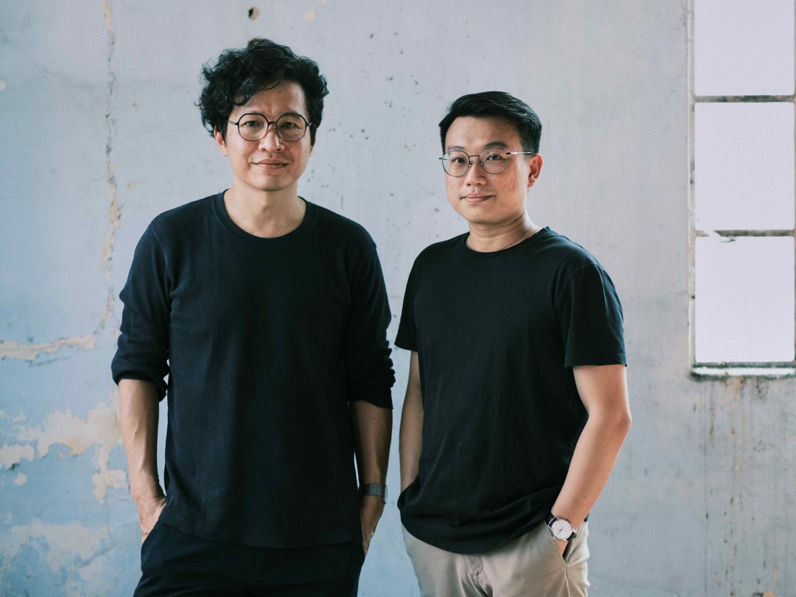 Neoh Kim Hin dan Goh Boon Sin, pasangan di belakang oleh Hogen (Foto: Lobach / Ihsan oleh Hogen)