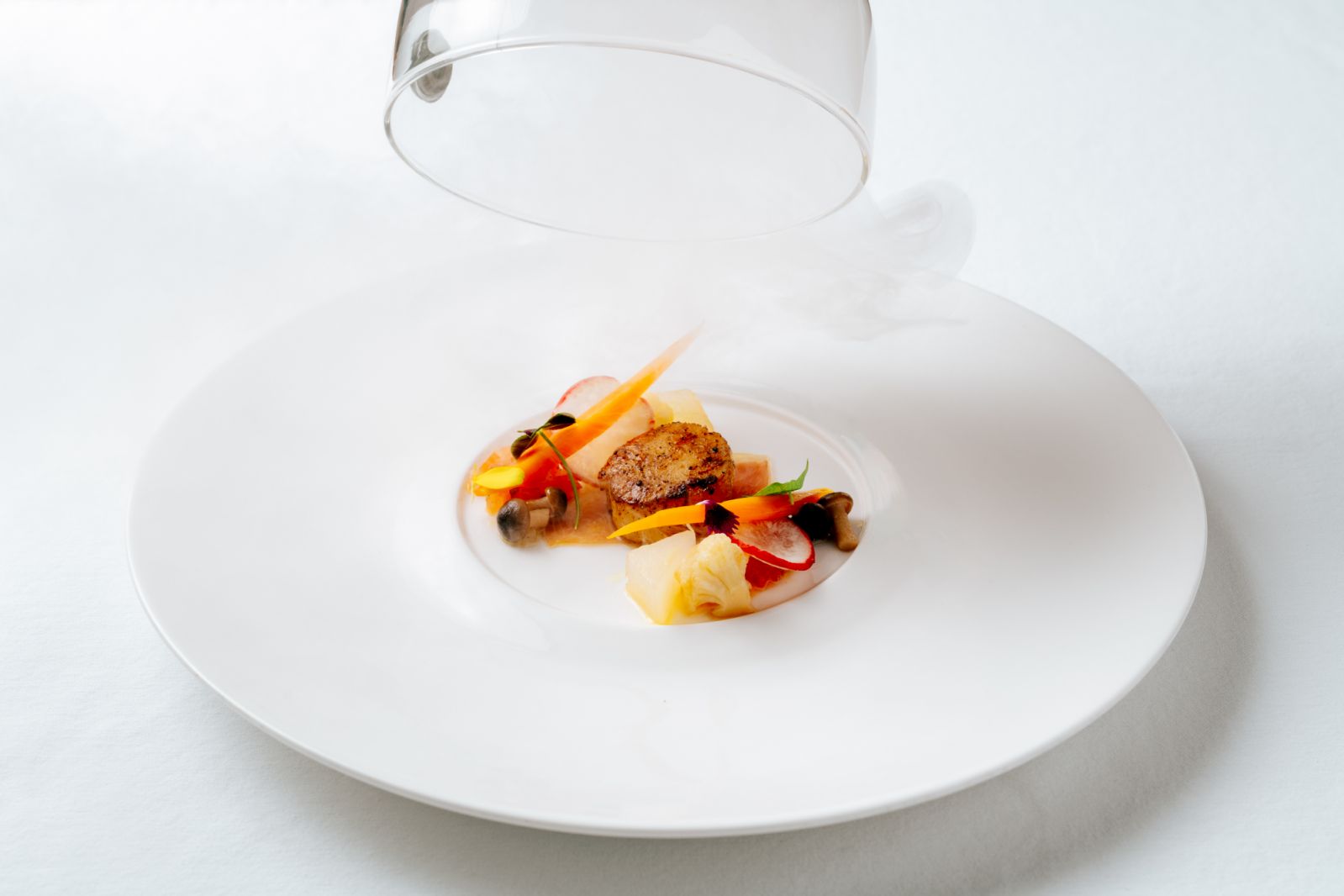 หอยเชลล์รมควันจากร้าน Enoteca