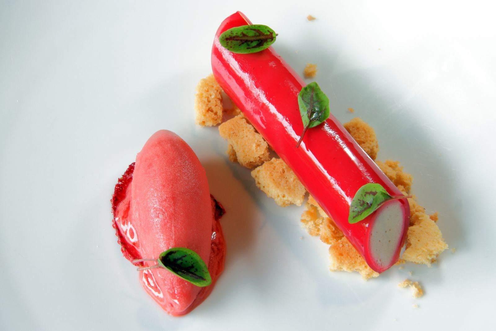 พานาค็อตตาสตรอว์เบอรีจากร้าน Enoteca