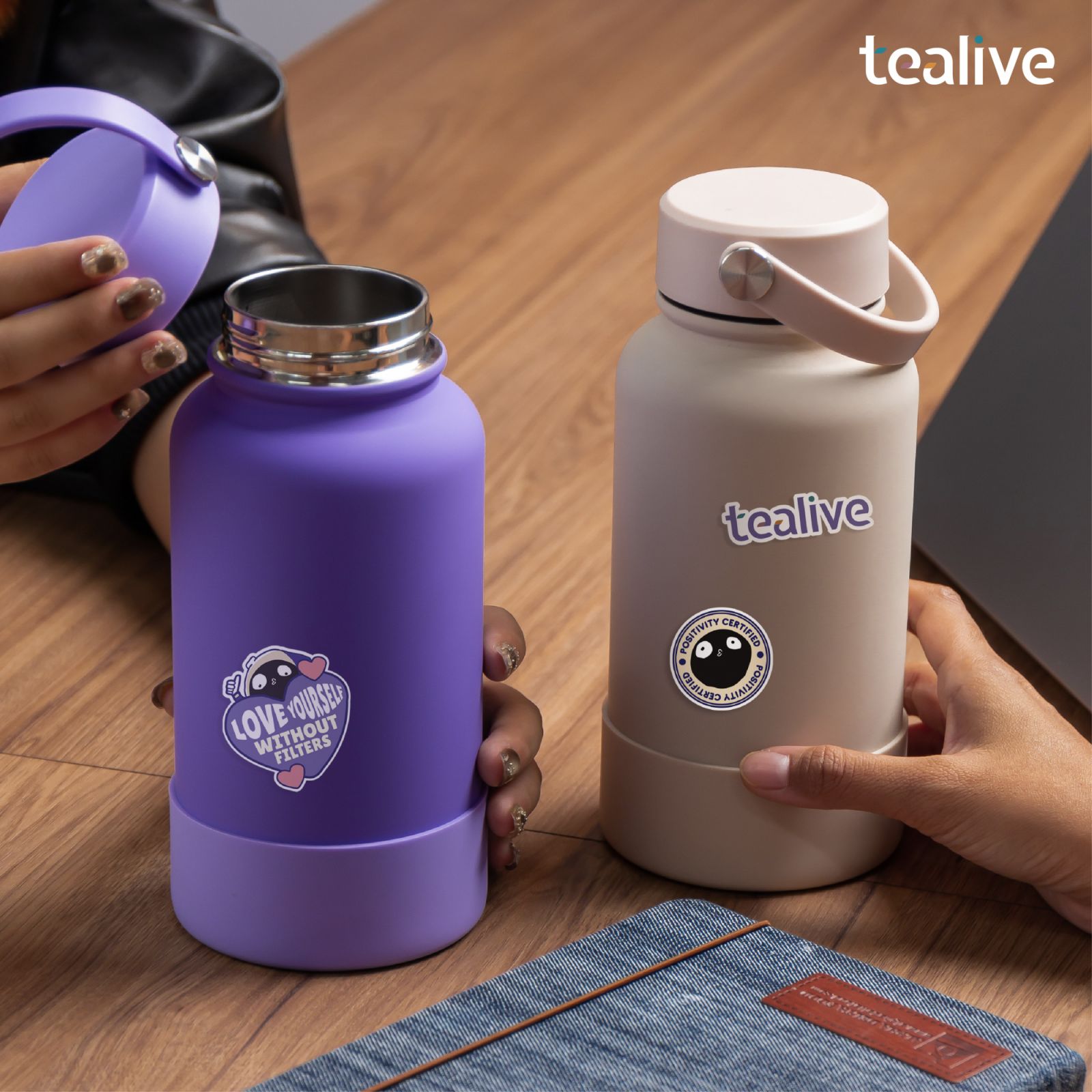 Yumblers or thermoses from Tealive (Photo: Tealive)