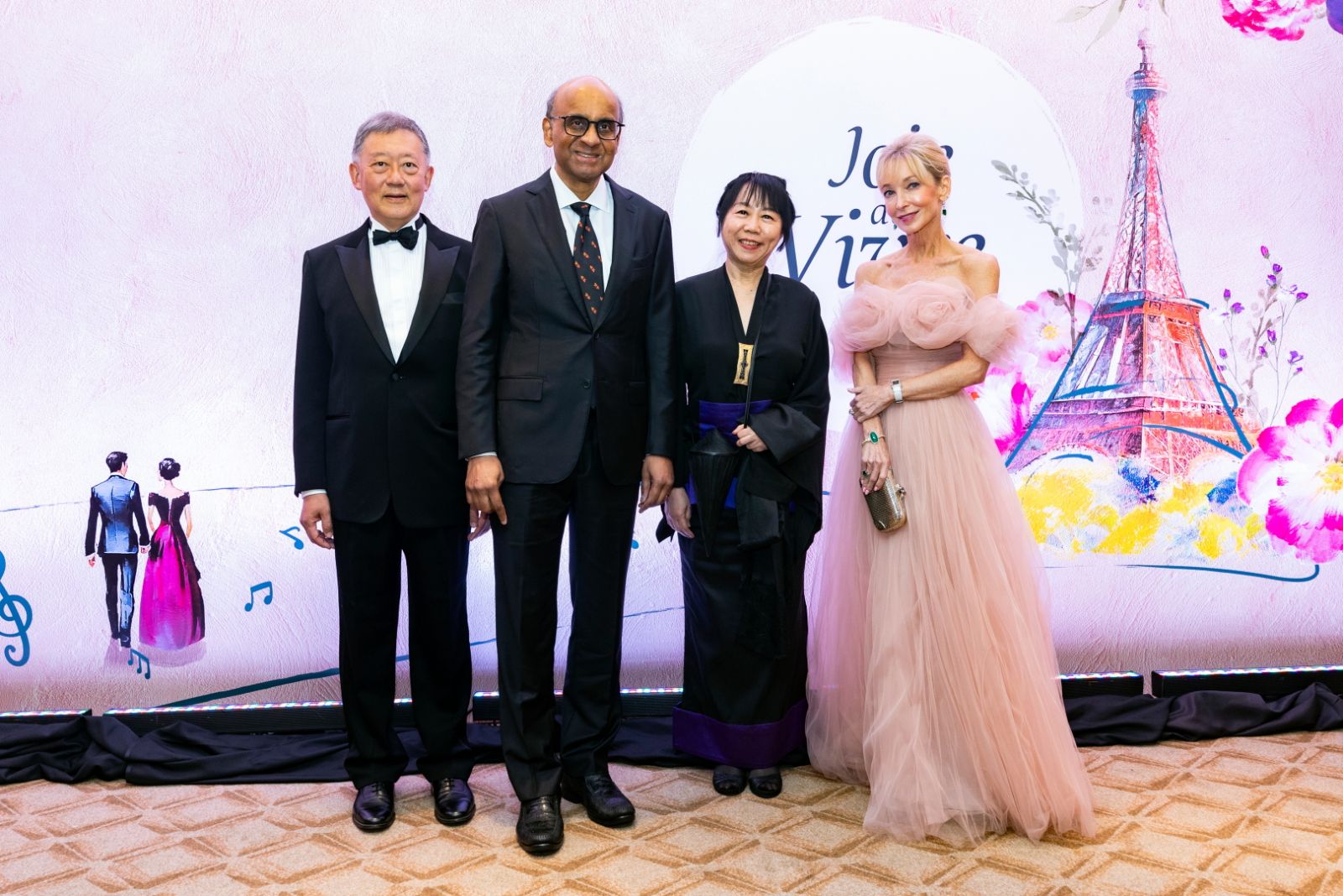 Mr Goh Yew Lin, Chair, Singapore Symphony Group, and Paige Parker, chair of Symphony Ball Committee