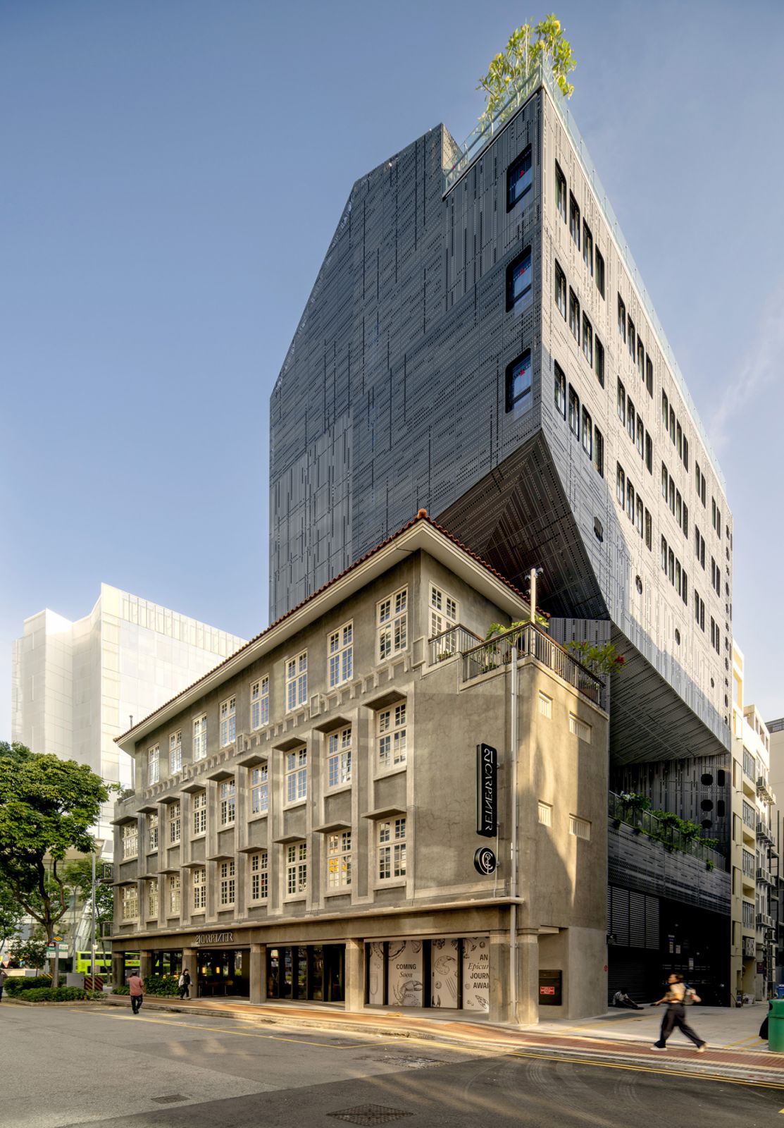 Exterior shot of 21 Carpenter