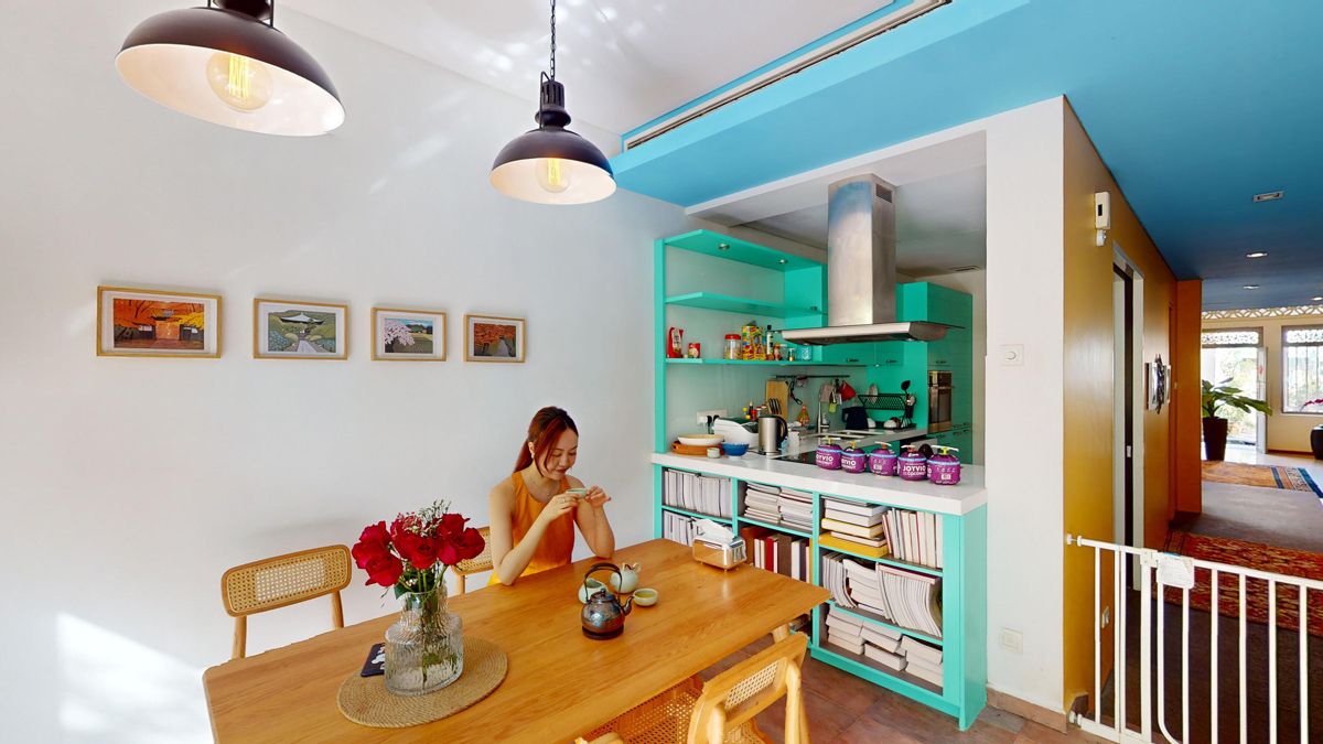 The kitchen's design is a reflection of feng shui principles to promote prosperous and harmonious living
