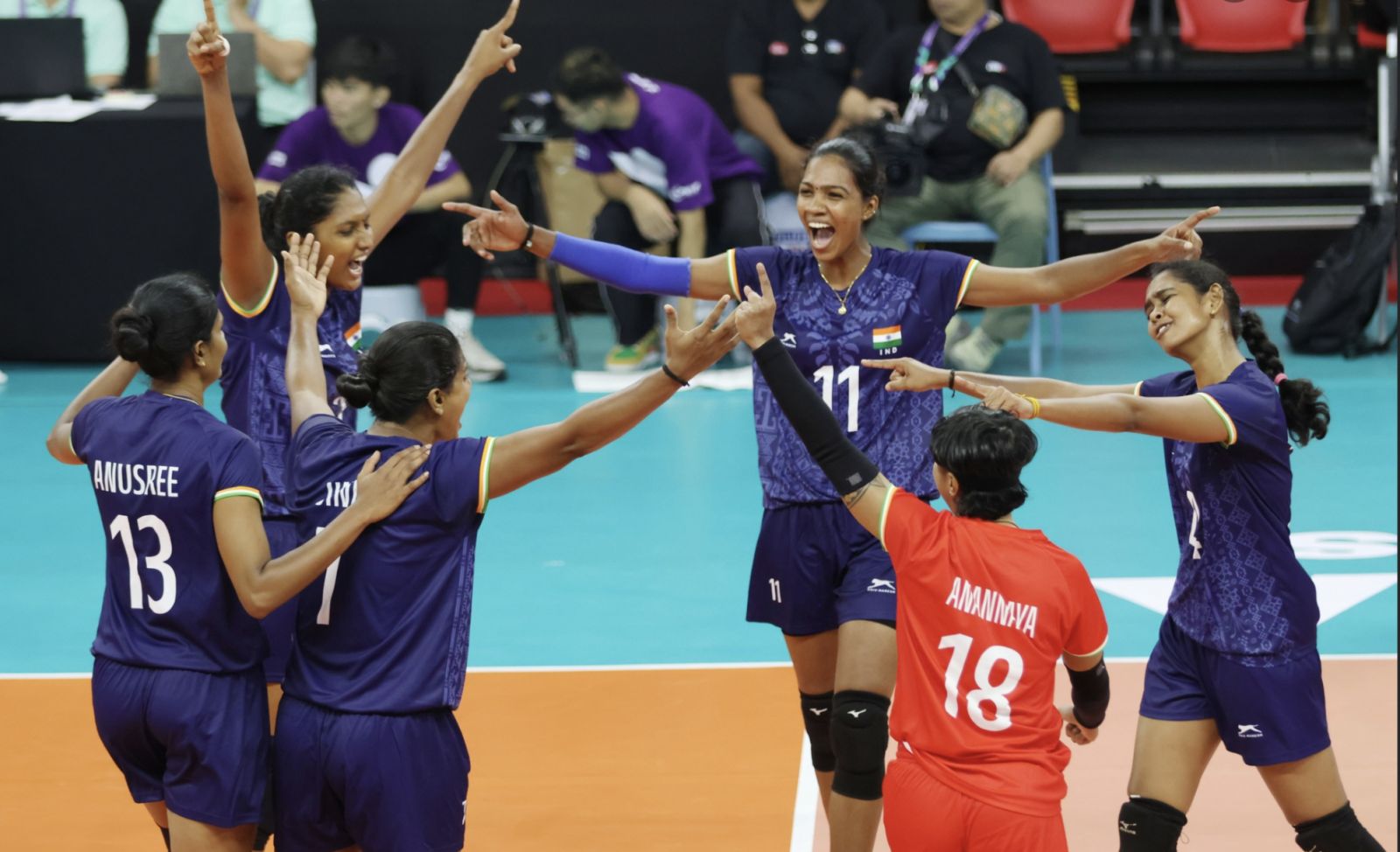 India's finest female volleyball players (Photo: Philippine National Volleyball Federation/Facebook)
