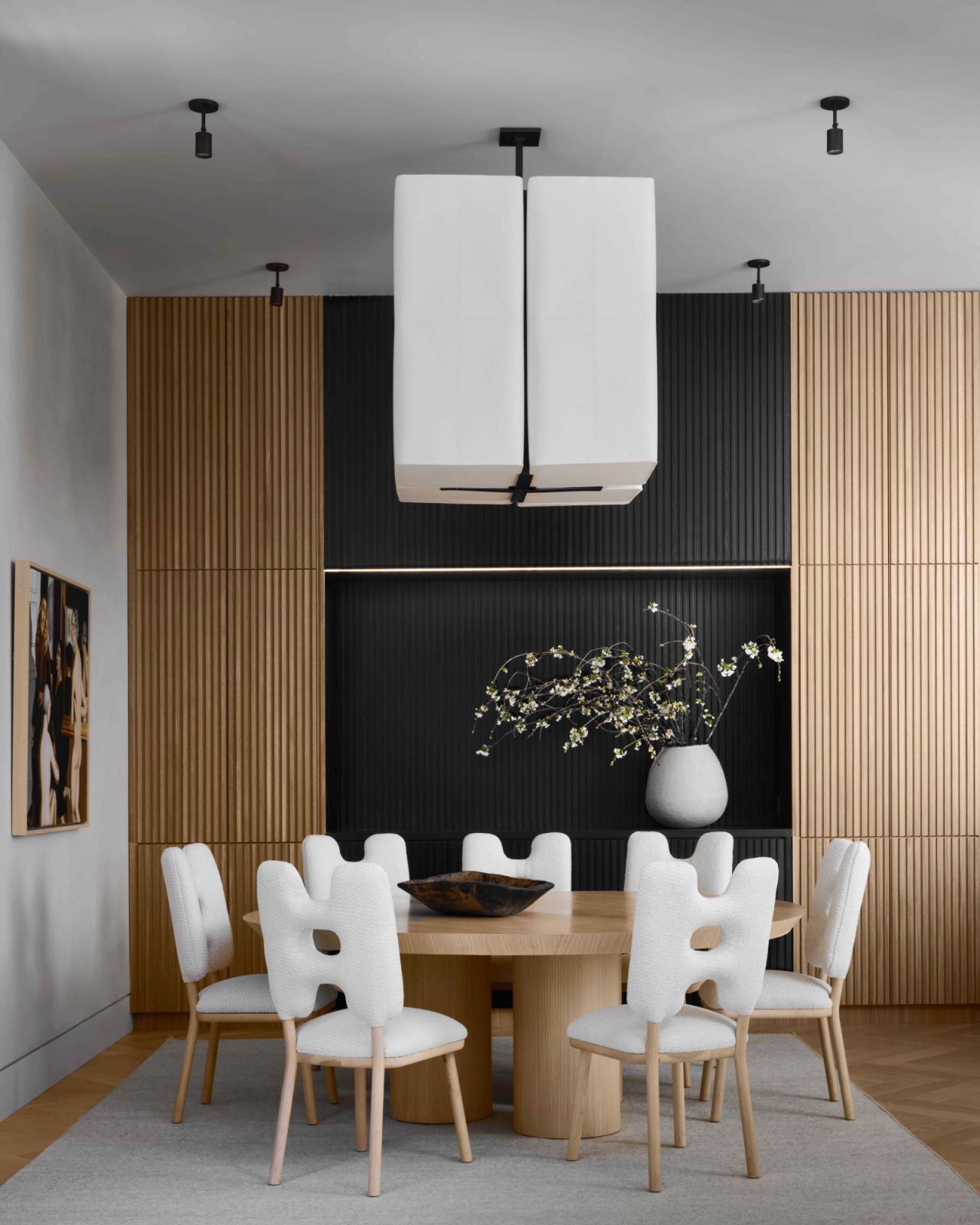 Abstract shapes and textured furnishings (Photo: Douglas Friedman)