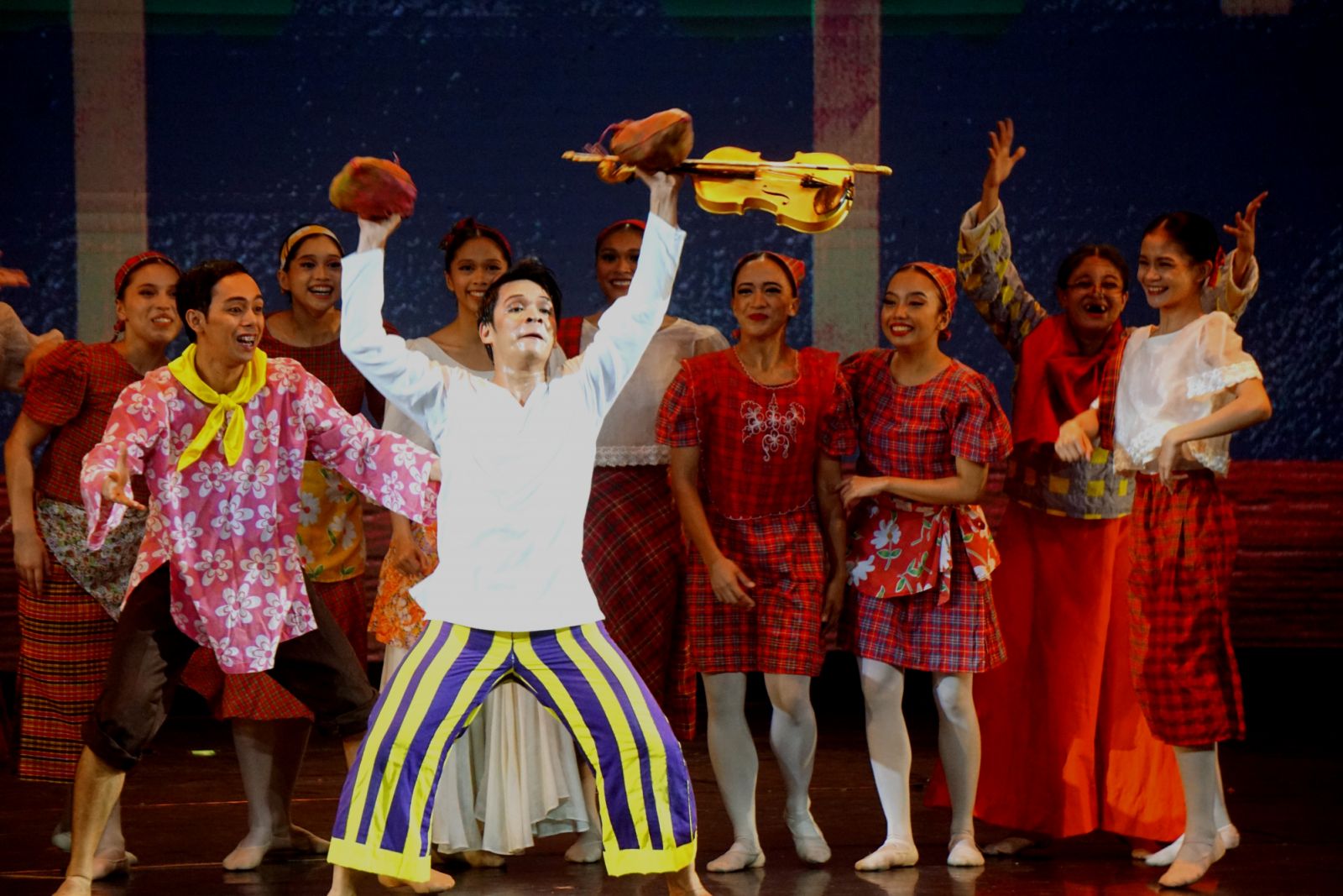 Geri Francisco Jr as Rodrigo in ‘Ang Mahiwagang Biyulin’