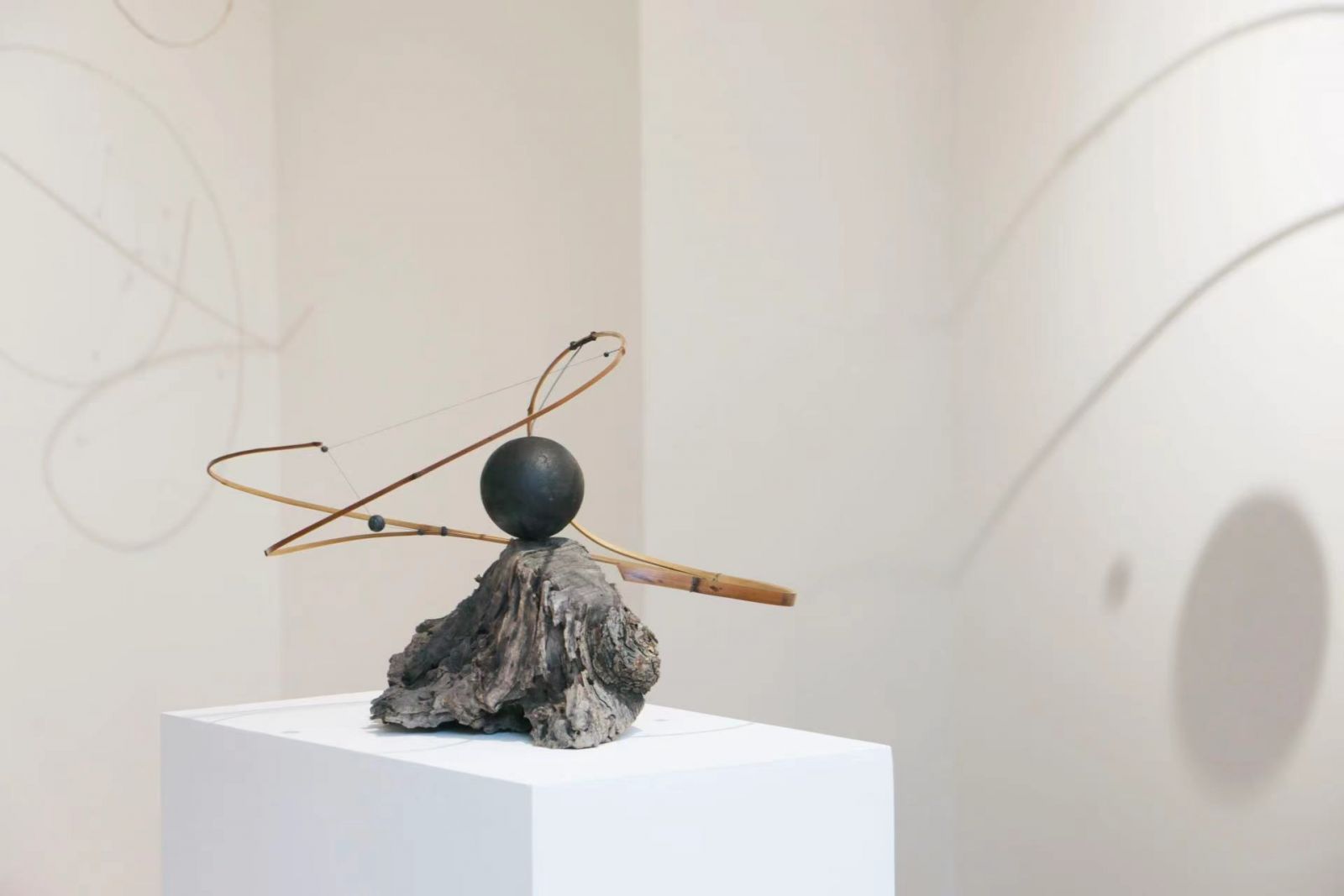 Celestial Equilibrium by Laurent Martin “Lo” (Photo: 10 Chancery Lane Gallery)