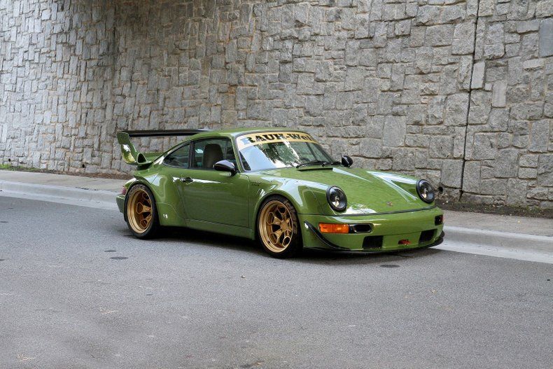 Porsche 964 RWB