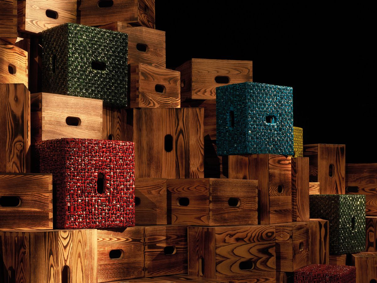 An assortment of updated versions with the brand’s signature intrecciato woven treatment in various hues