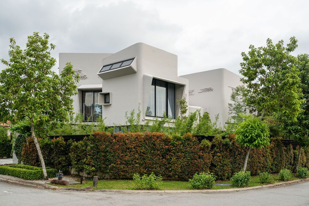 The arresting facade