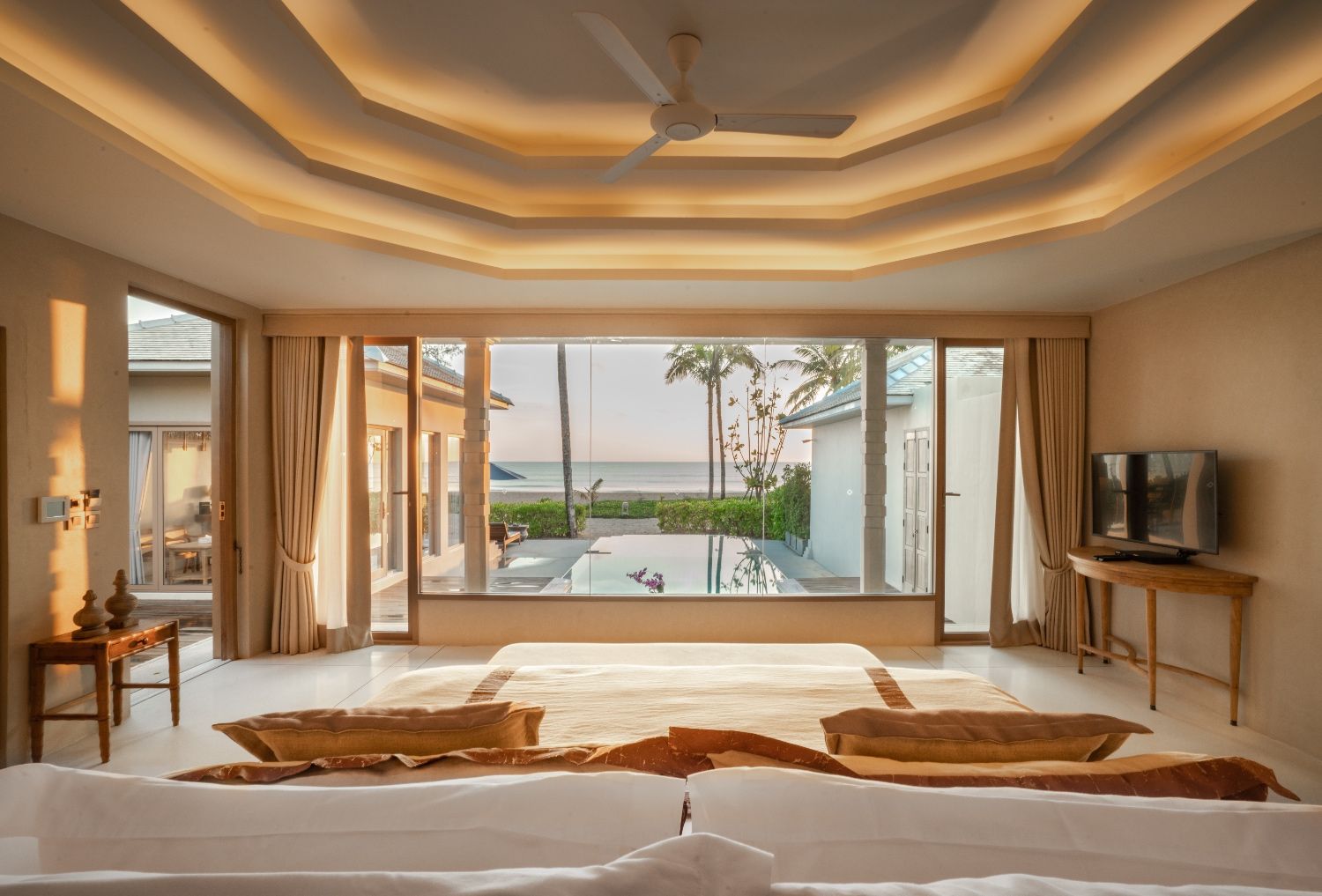 Beachfront Pool Villa