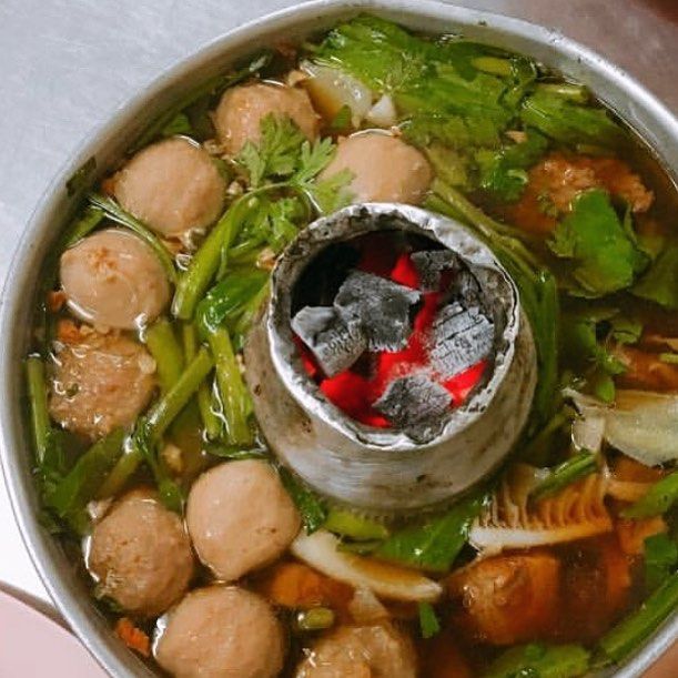 หม้อไฟและก๋วยเตี๋ยวเนื้อ เฮ้ง ชุน เส็ง