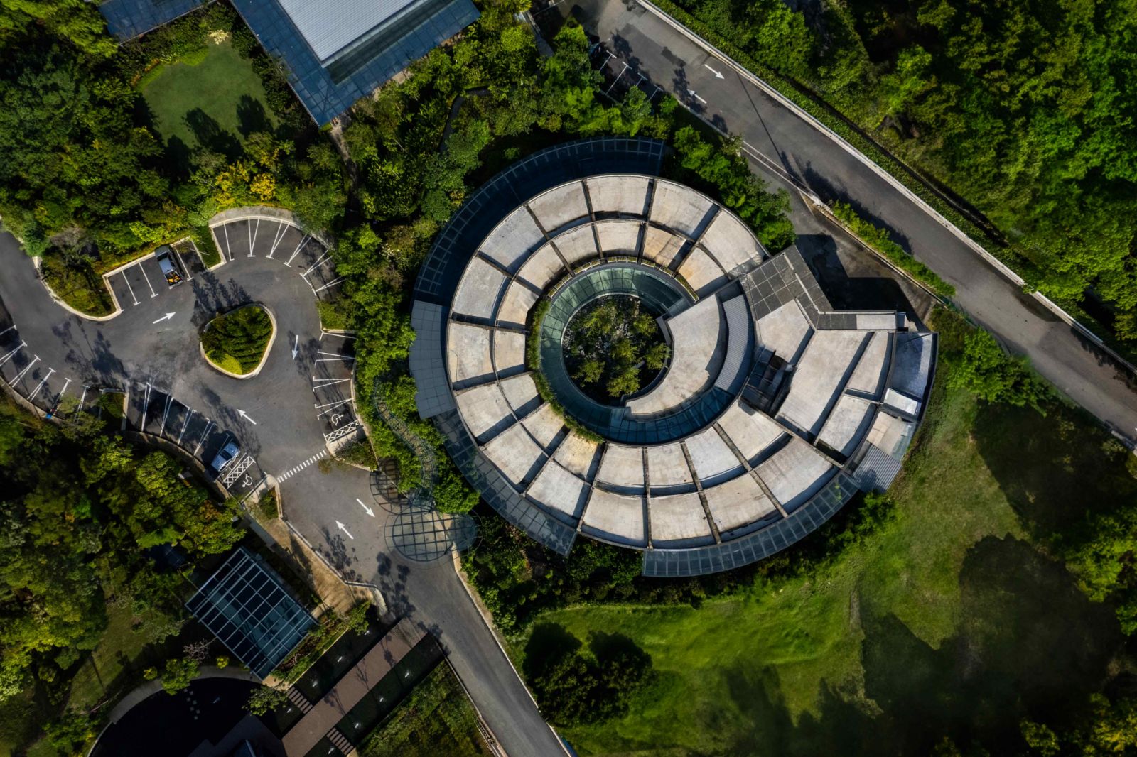 Aerial view of the Fibonacci-esque glass structure (Photo: Potager)