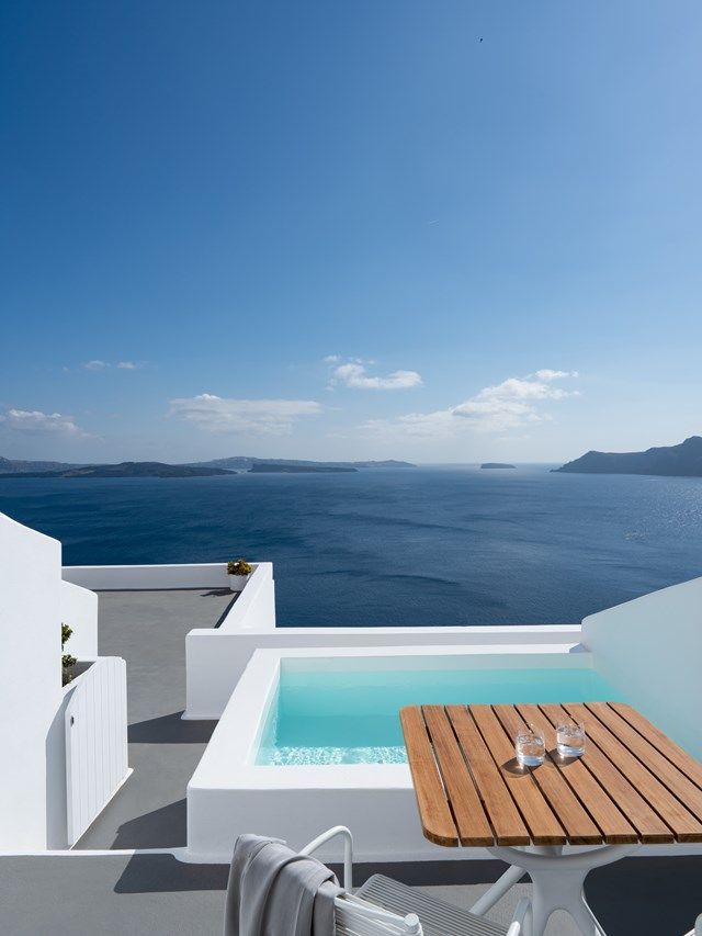 The perfect spot for rooftop swimming under clear blue skies