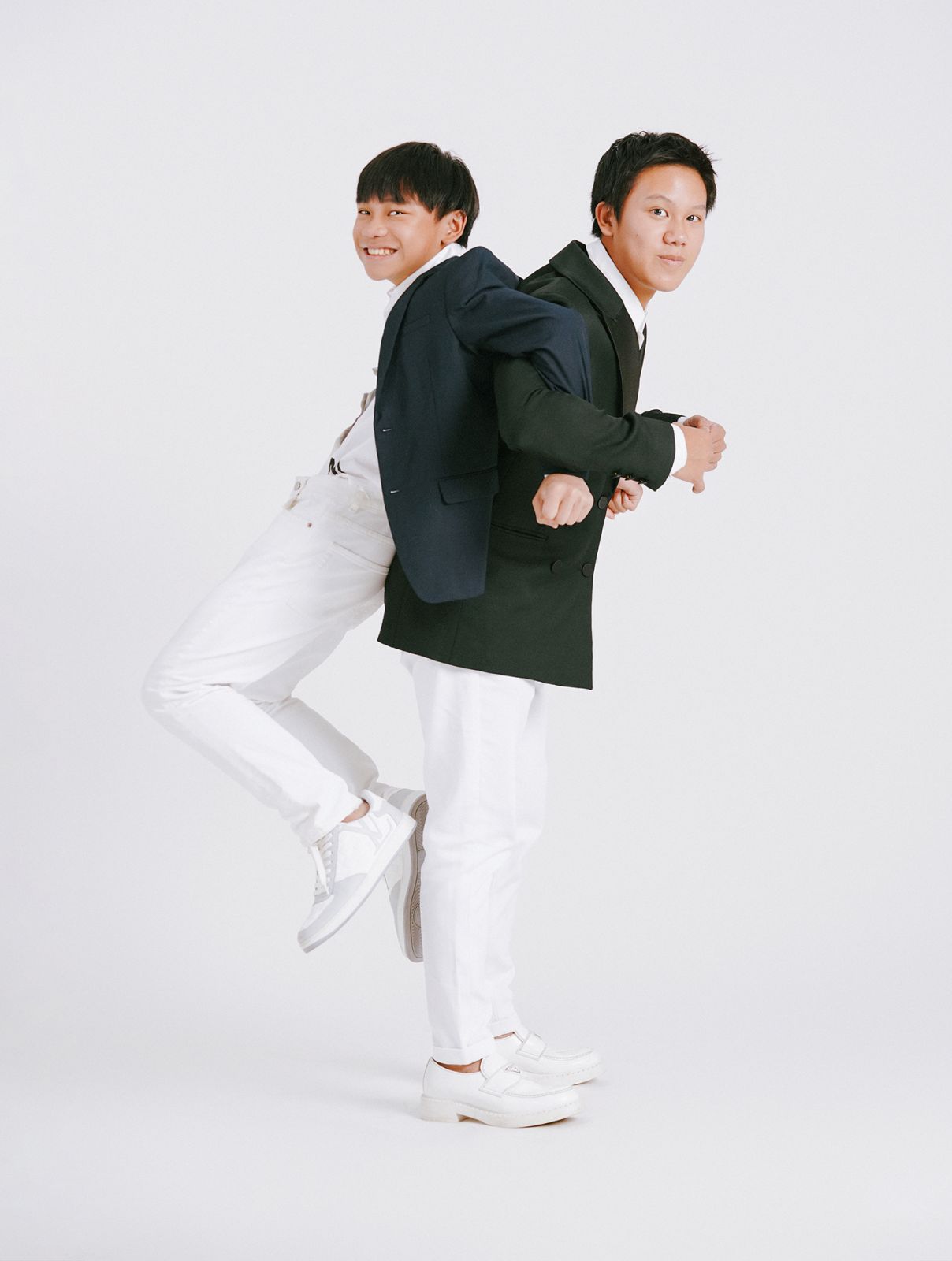 Dr Z Teo realised that he doesn’t need to be strict anymore with his sons. Now, they watch and play football together
