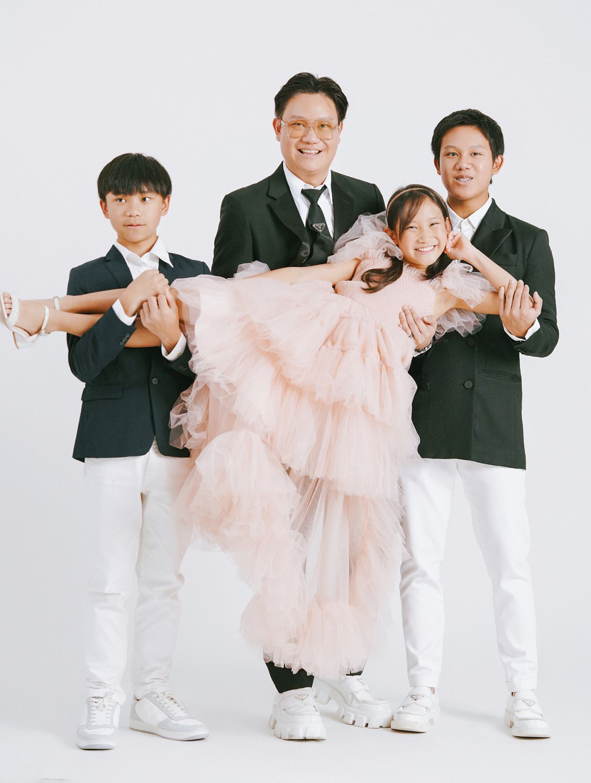 Dr Z Teo with his kids Kenzo, Kelicia, and Ken-Z