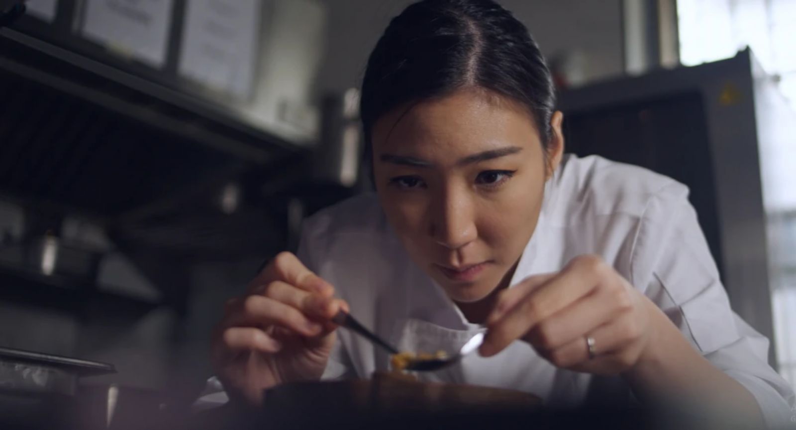 เชฟแพม พิชญา สุนทรญาณกิจ จากร้าน Potong ใน Chefs Uncut ทาง Netflix