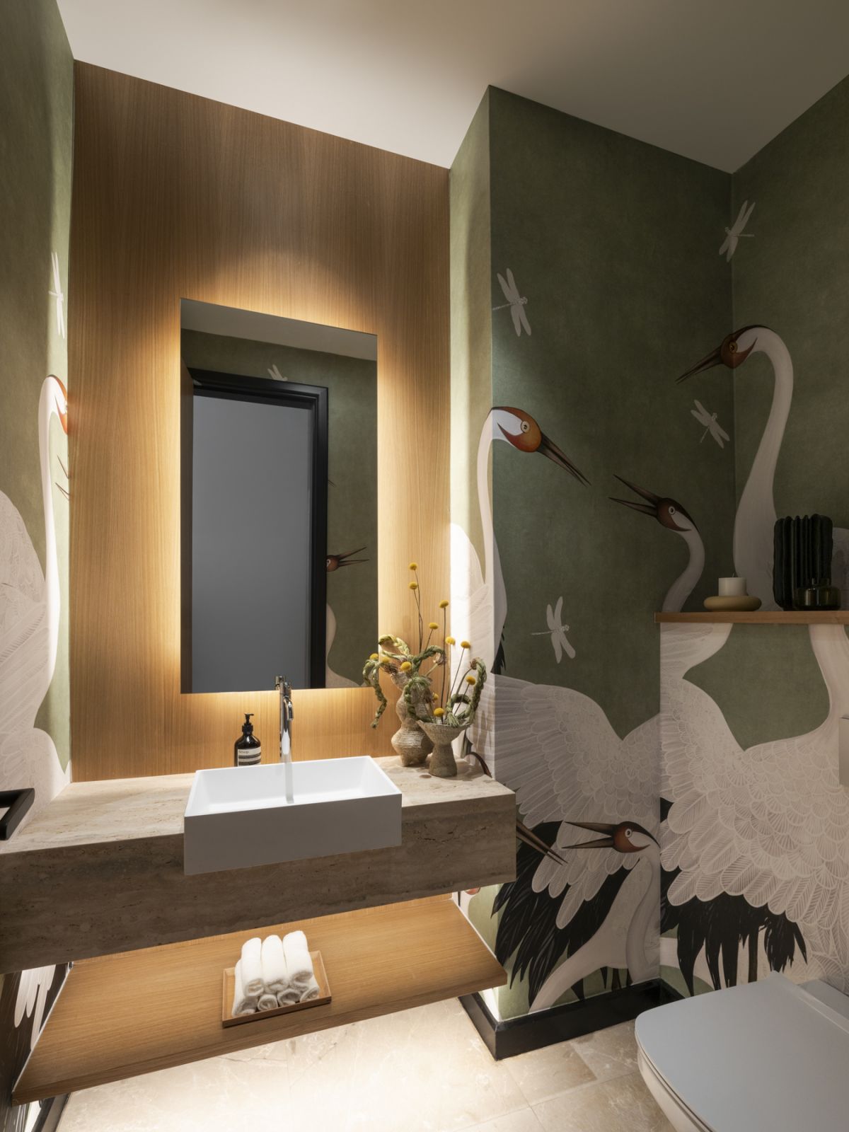 Gucci wallpaper adds a touch of opulence