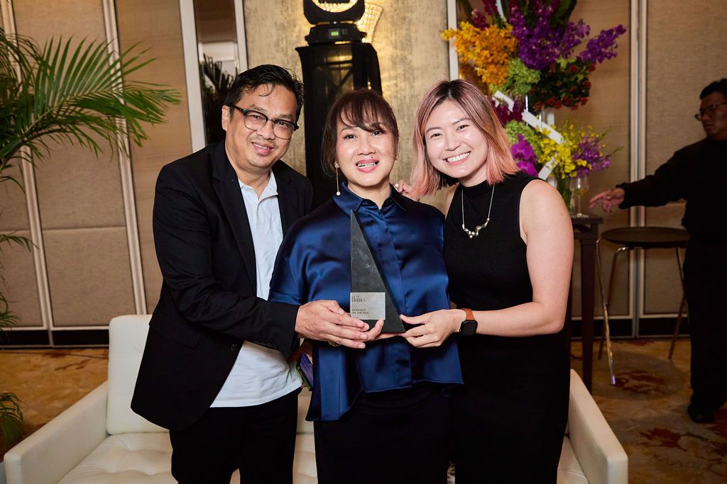 Mohammad Zani, Nik Ida Juliana and Su Ping Ong