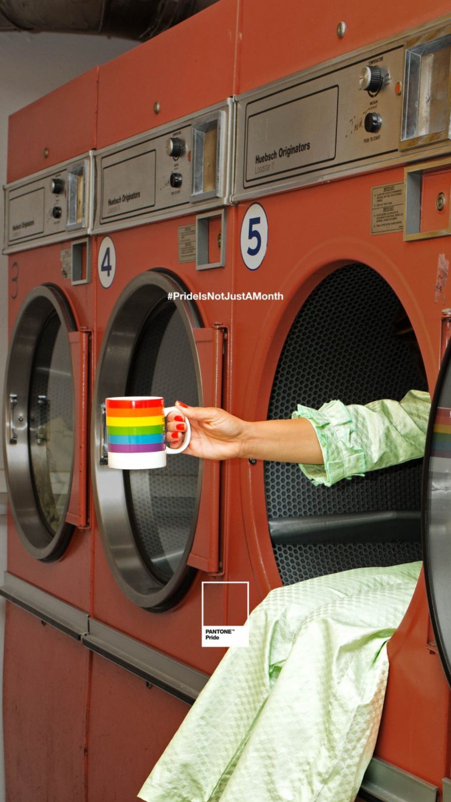 “PANTONE: Pride Is Not Just A Month” ณ ริเวอร์ ซิตี้ แบงค็อก (ภาพ: ริเวอร์ ซิตี้ แบงค็อก)