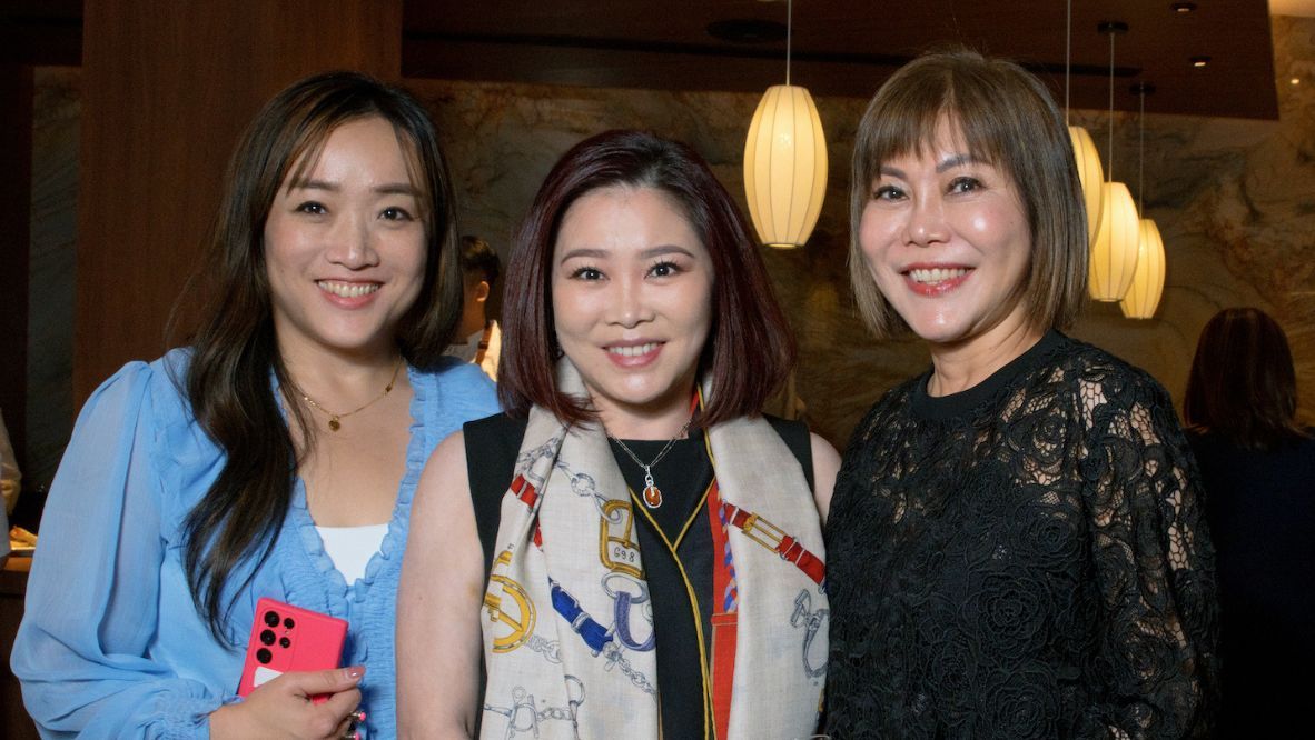Anna Lee, Joanne Lim, and Sharon Lim