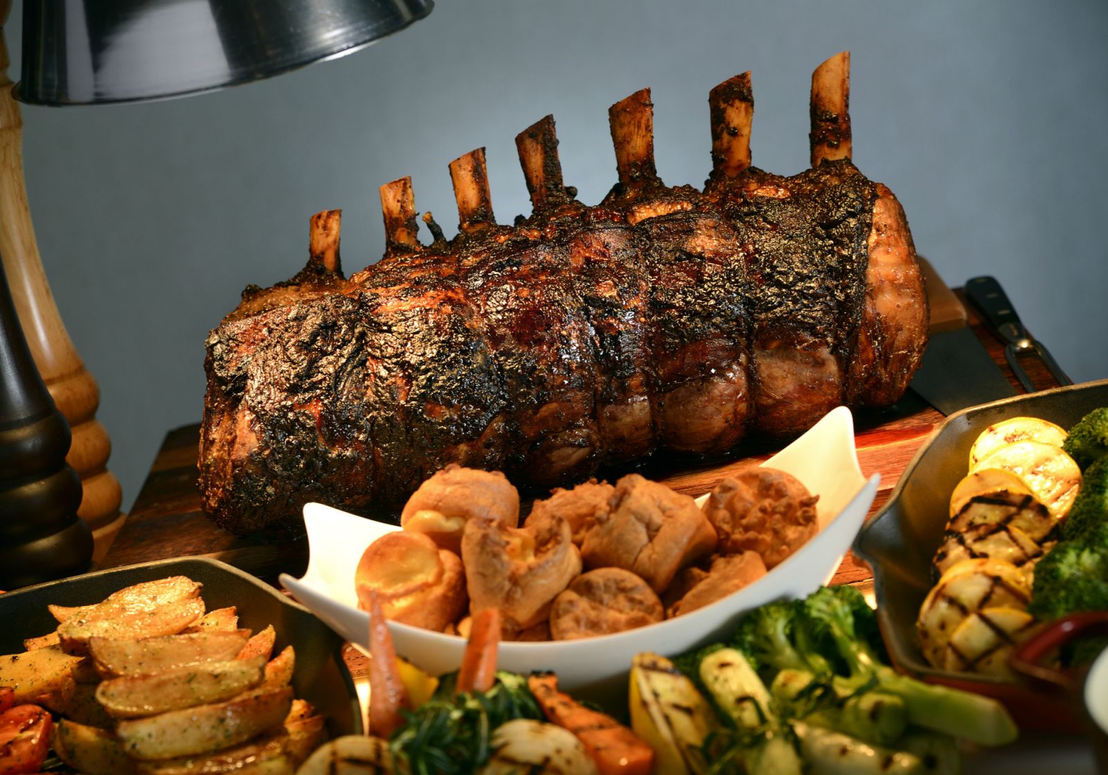 Serena Brasserie’s festive offerings (Photo: InterContinental Kuala Lumpur)